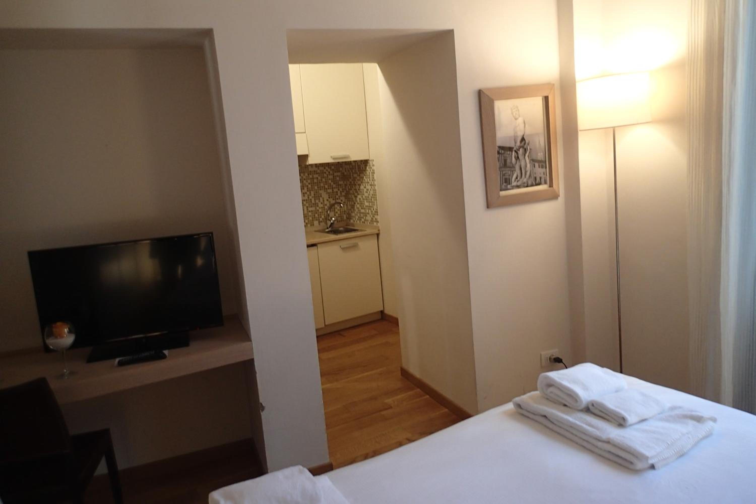 Apartment photo 1