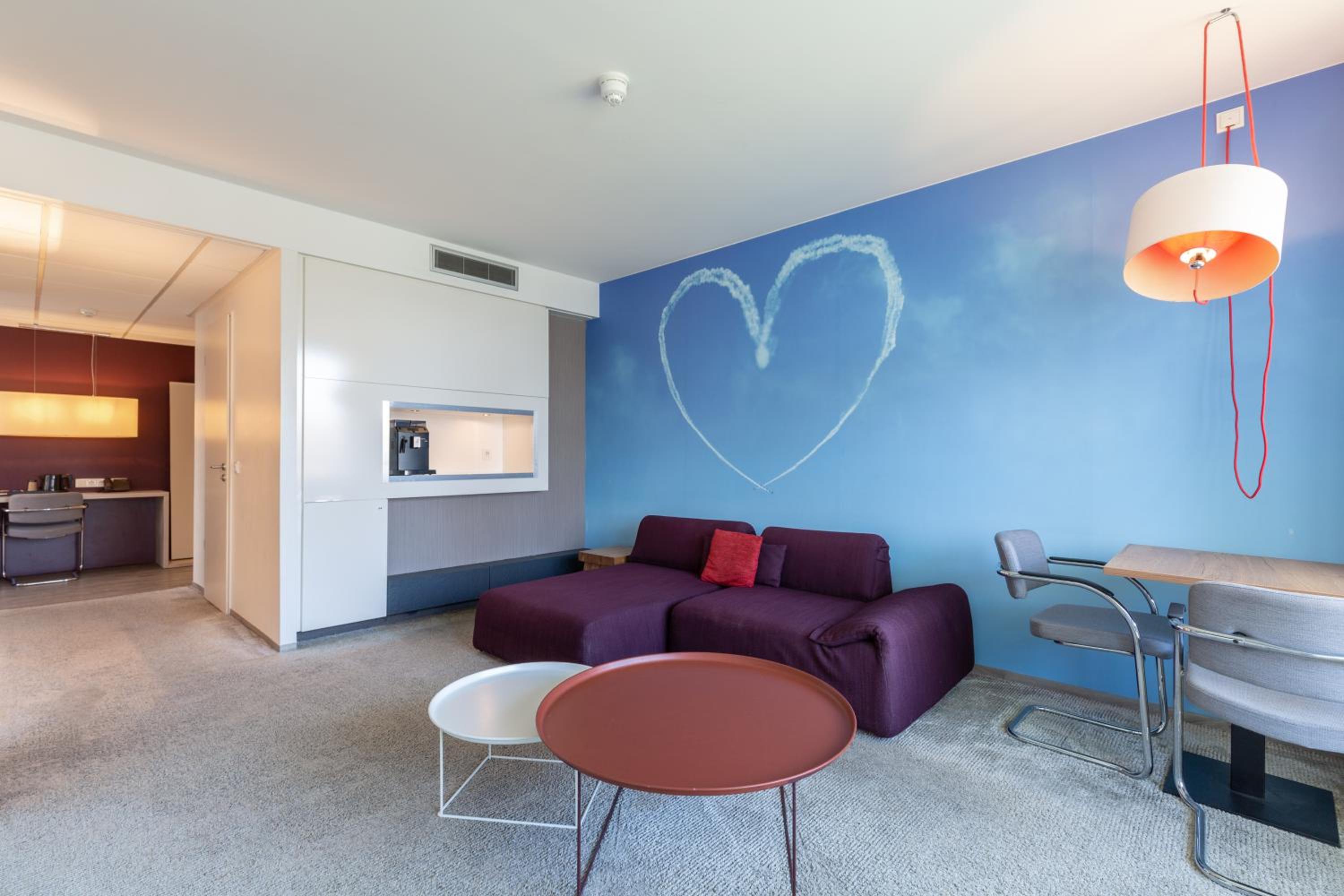 Suite - Photo 6