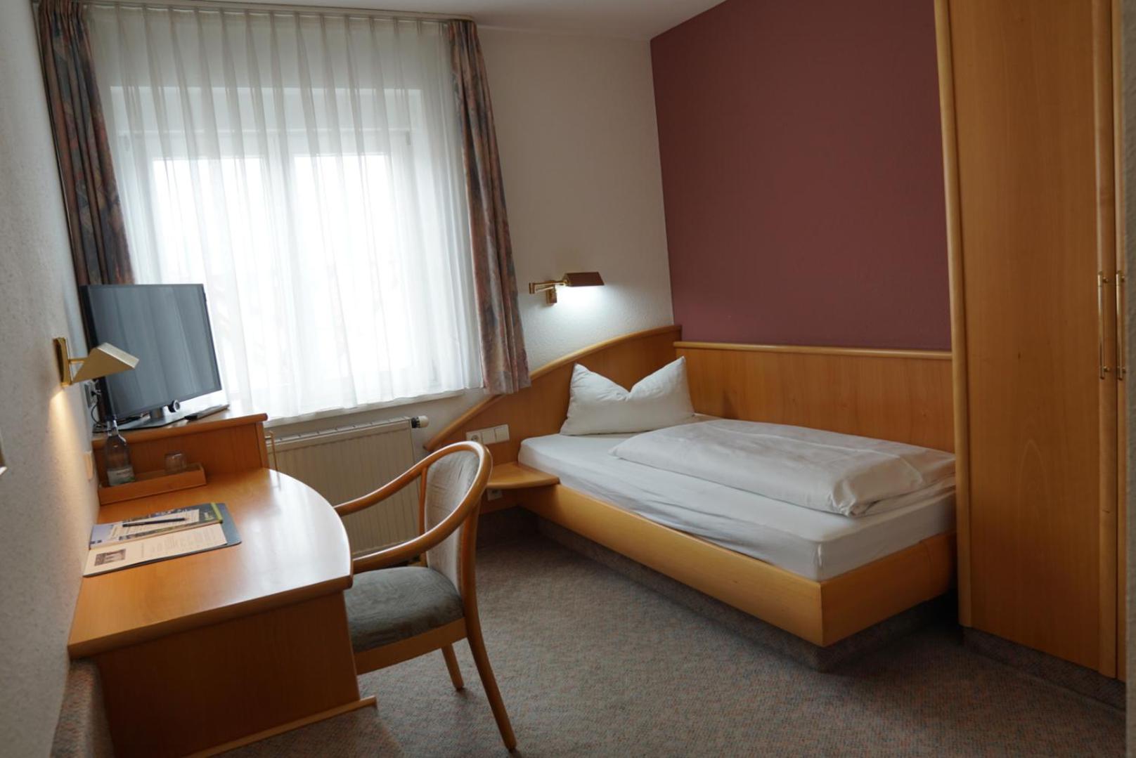 Single Room photo 3
