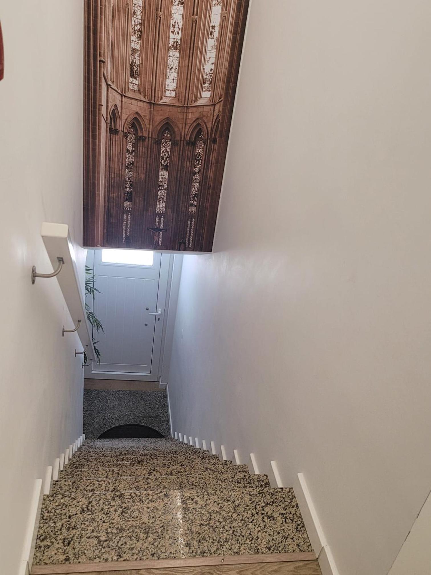 Double Room with Private Bathroom - Photo 18