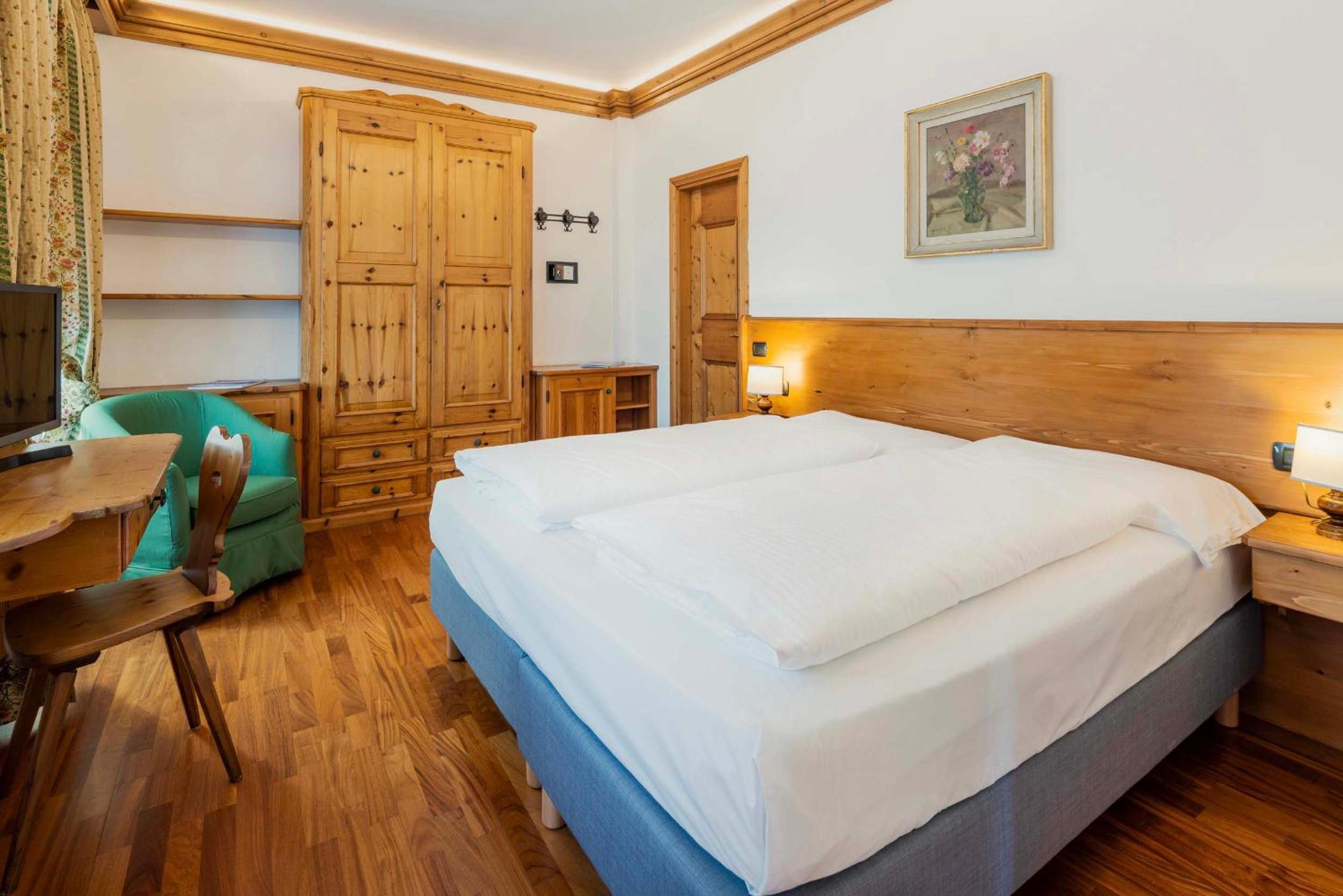Economy Double Room - Photo 5