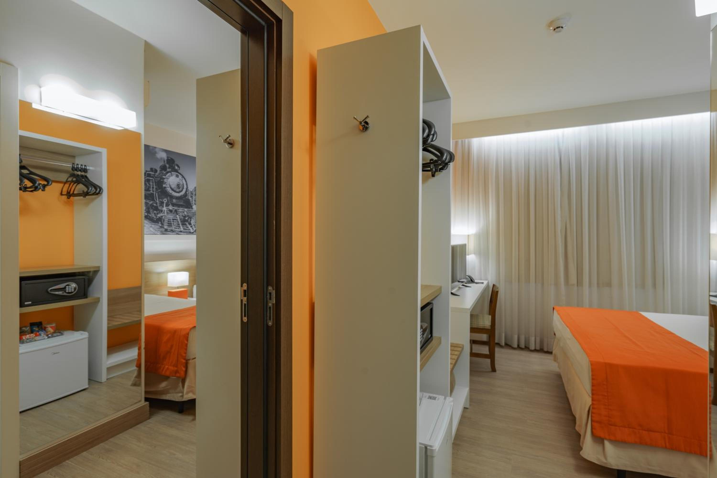 Quadruple Room Connecting Room photo 2
