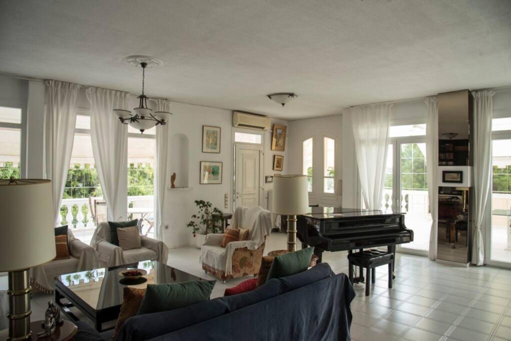 Villa con Piscina Privata