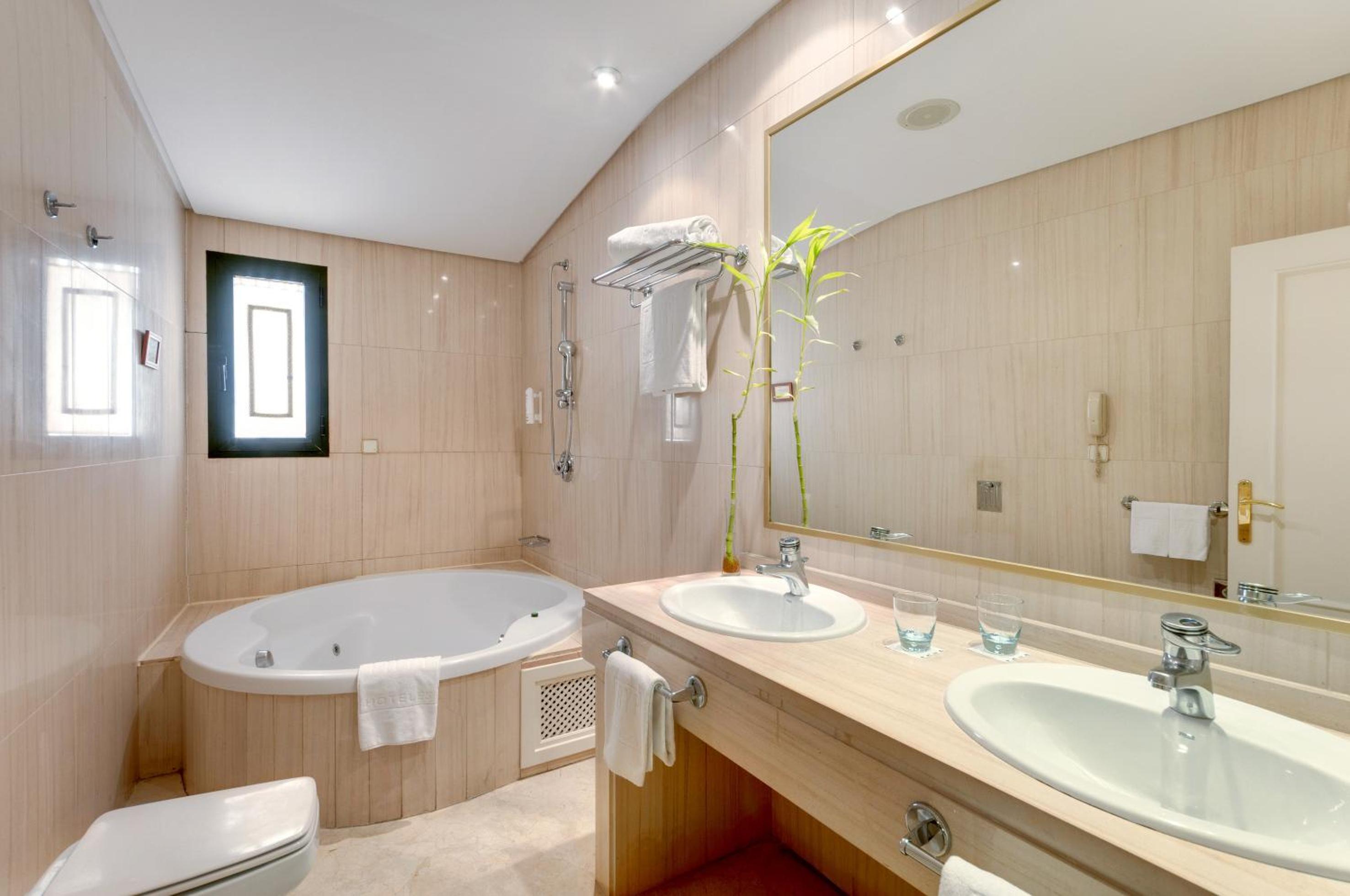 Superior Room - Photo 2