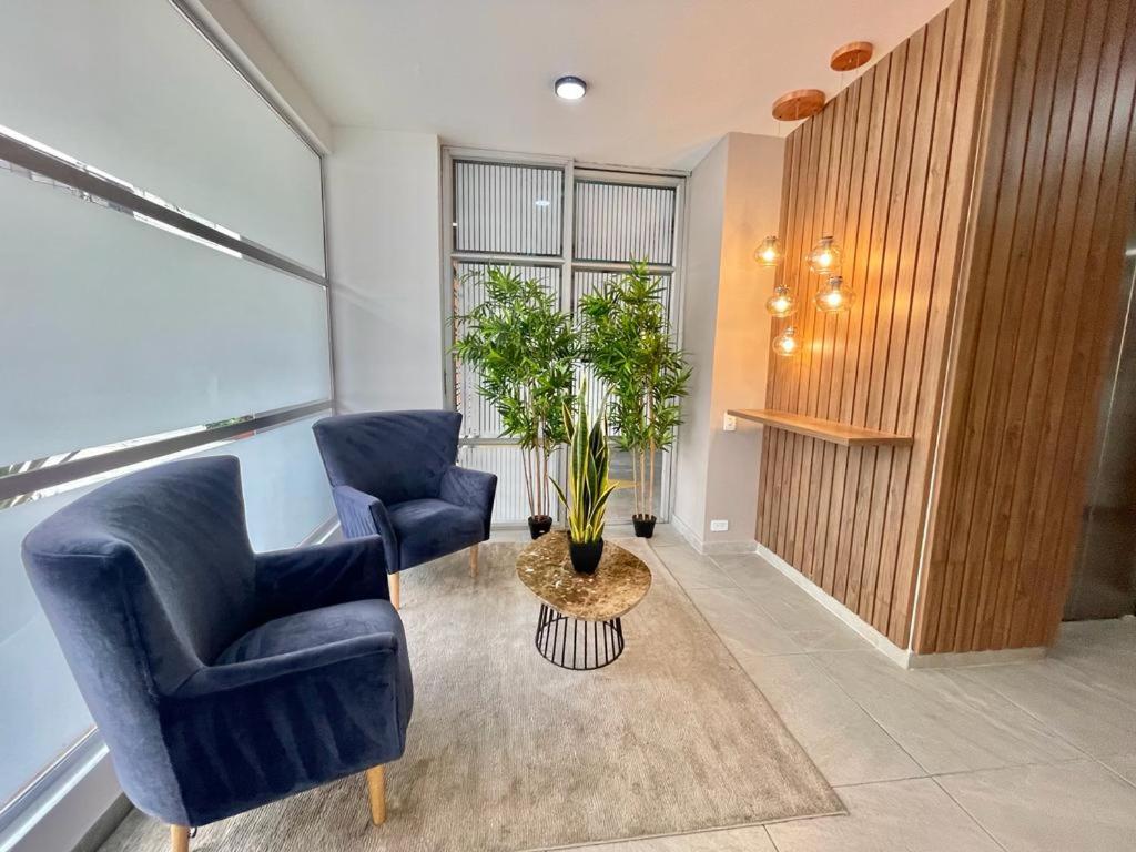 Deluxe Apartment photo 2