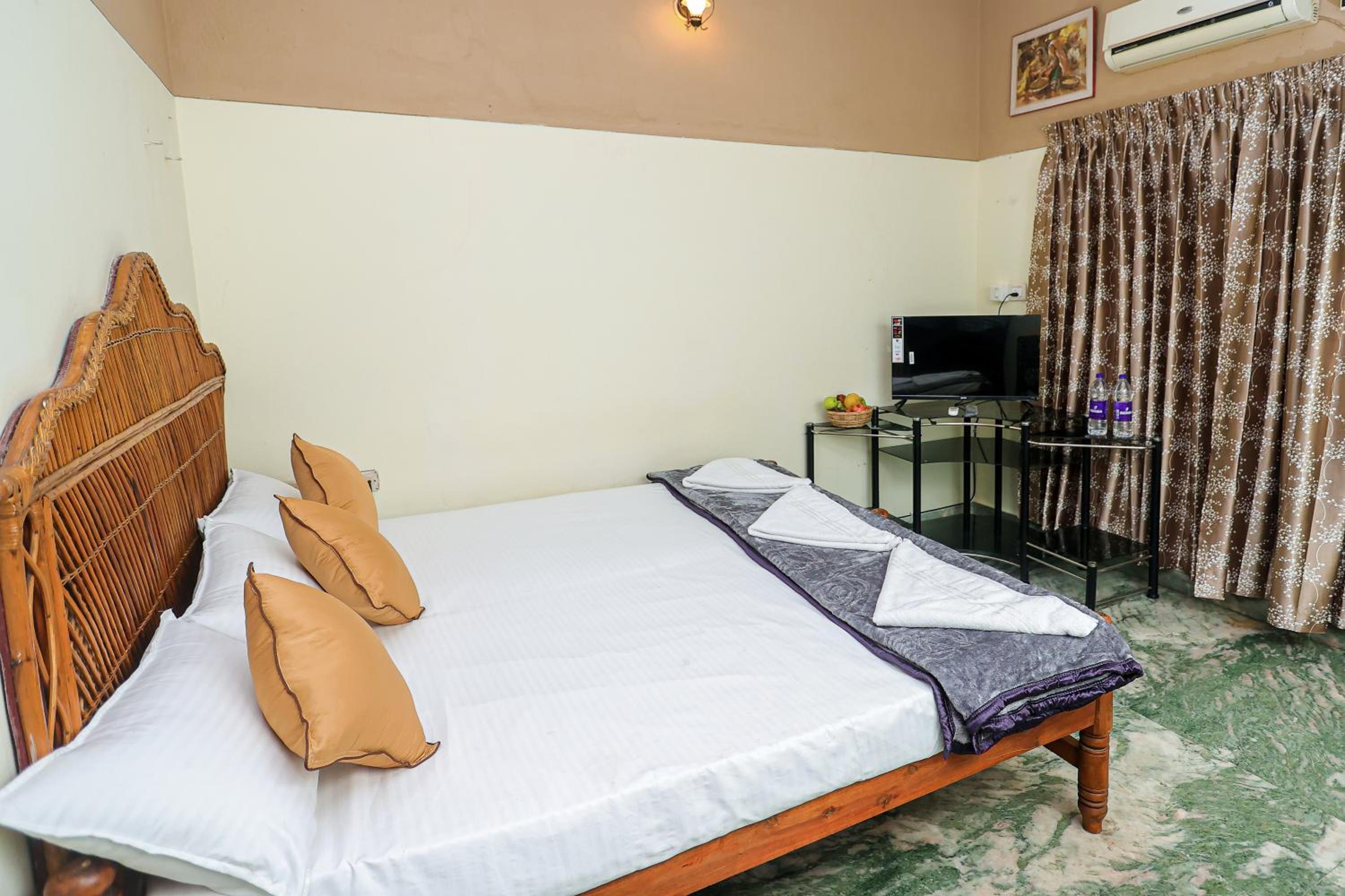 Triple Room with Private Bathroom photo 1