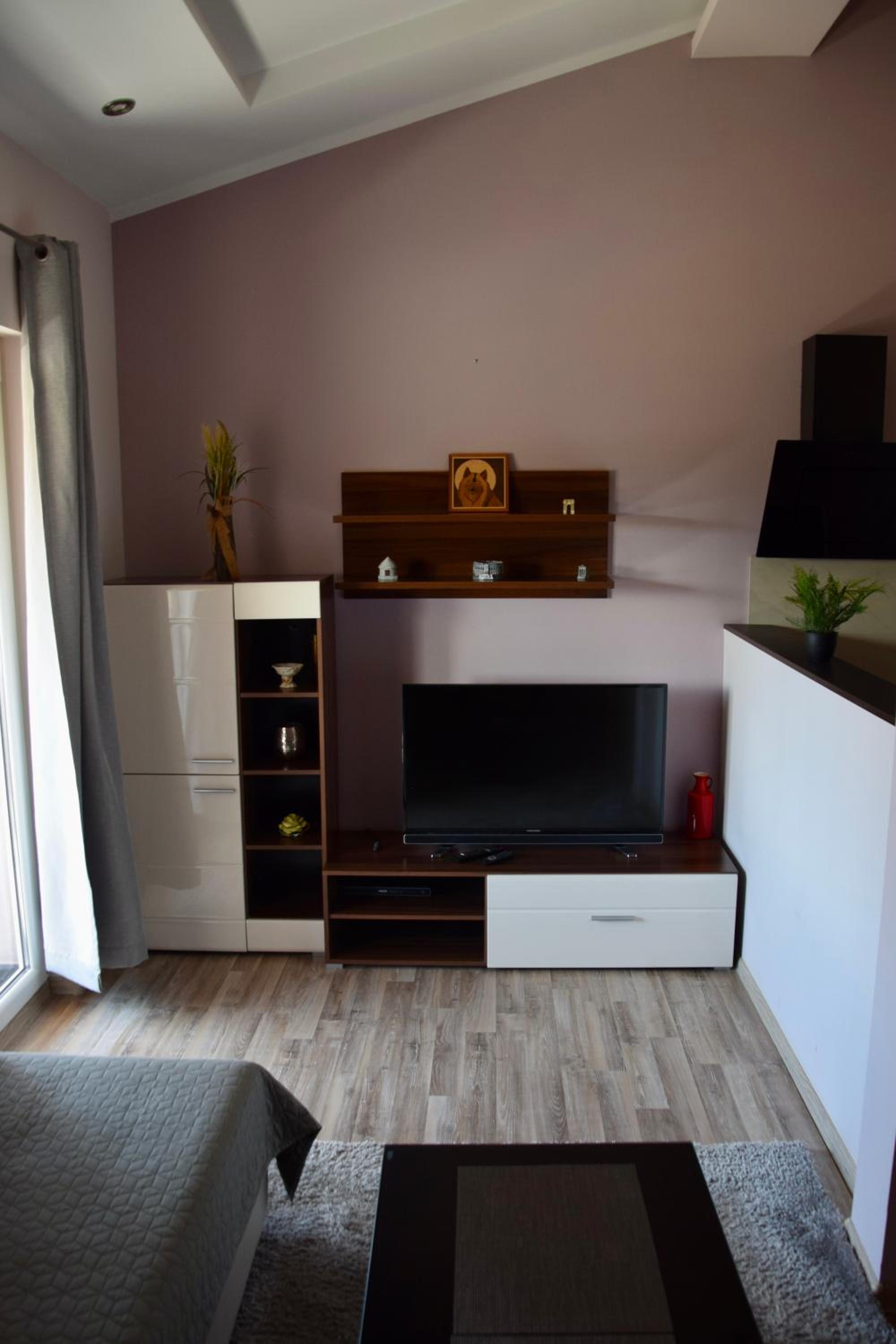 Two-Bedroom Apartment - Photo 45