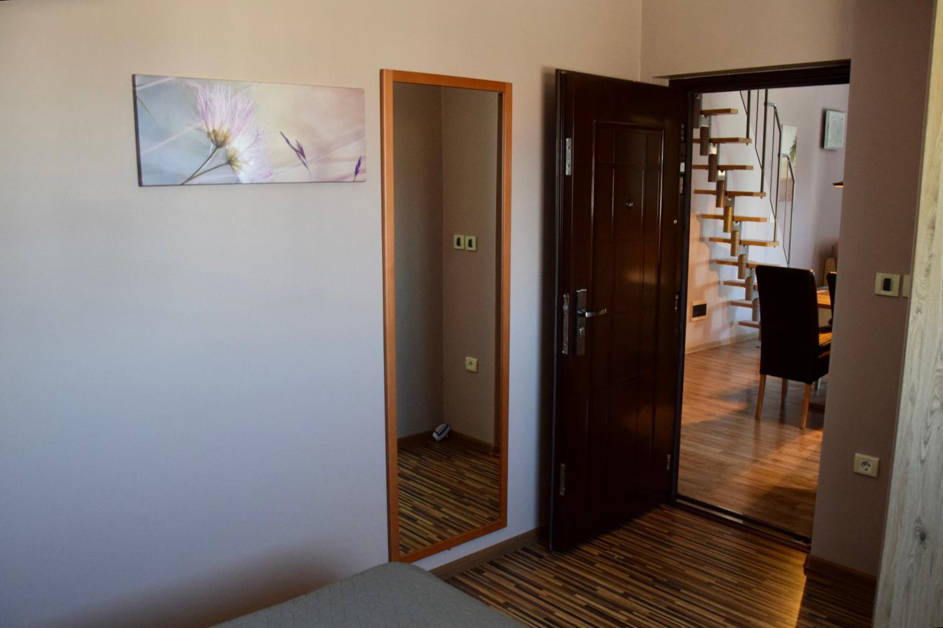 Two-Bedroom Apartment - Photo 33