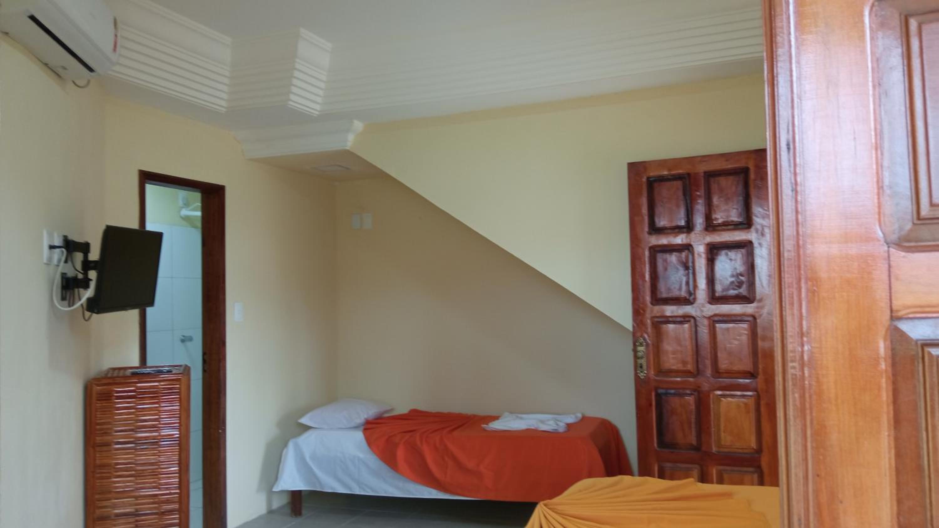 Triple Room - Photo 11