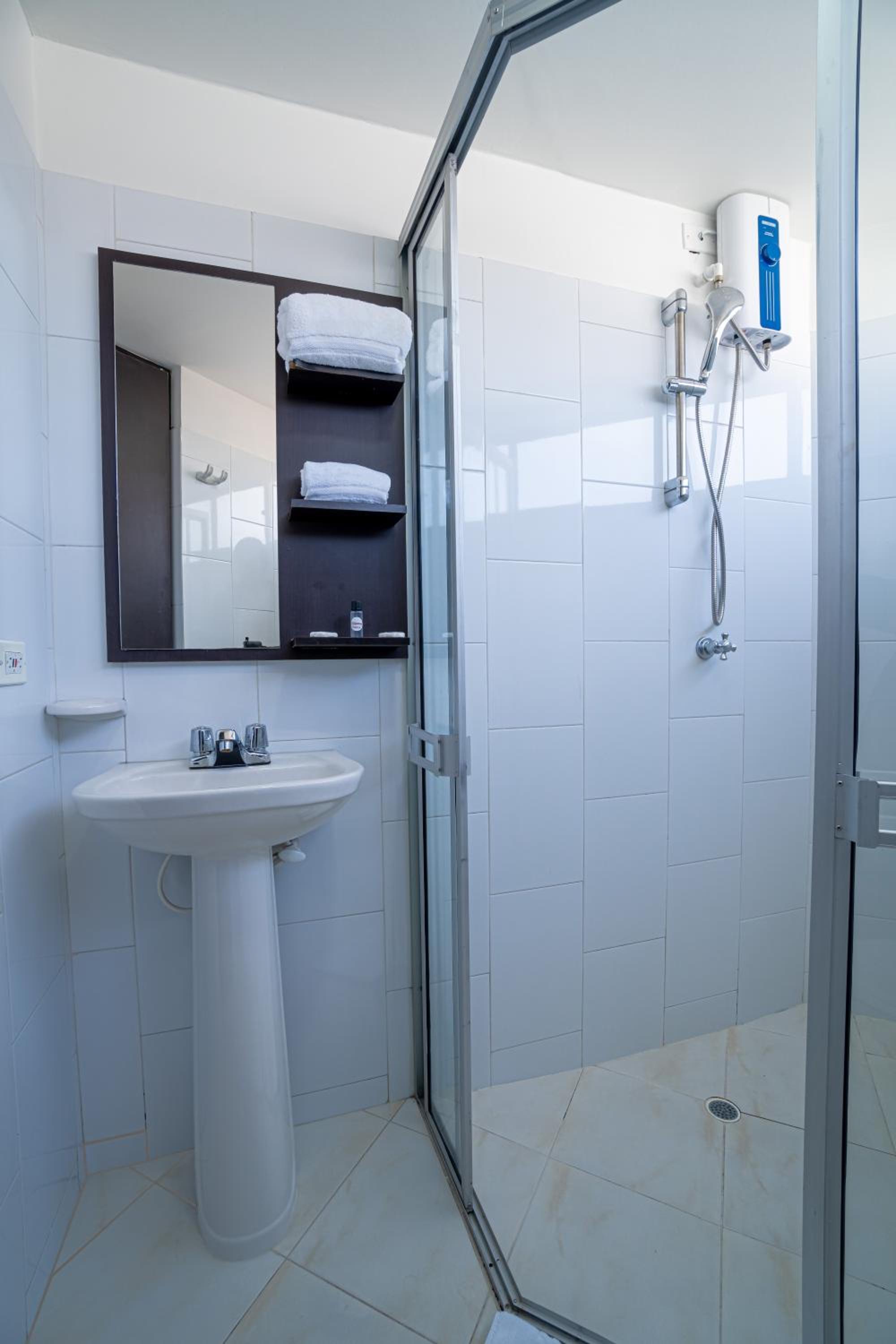 Hemma Bogotá Chapinero Premium Suites Hotel — photo 59