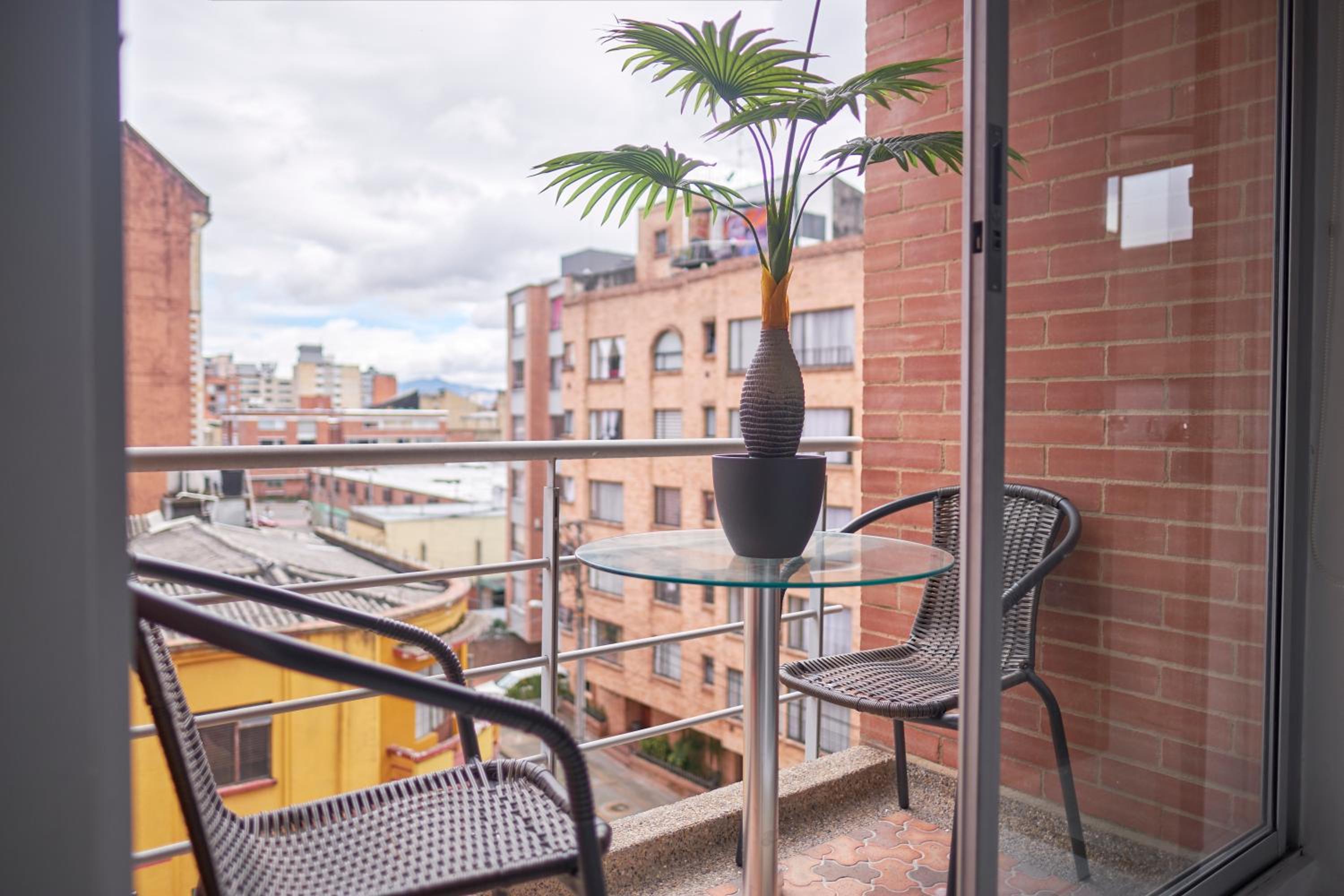 Hemma Bogotá Chapinero Premium Suites Hotel — photo 39