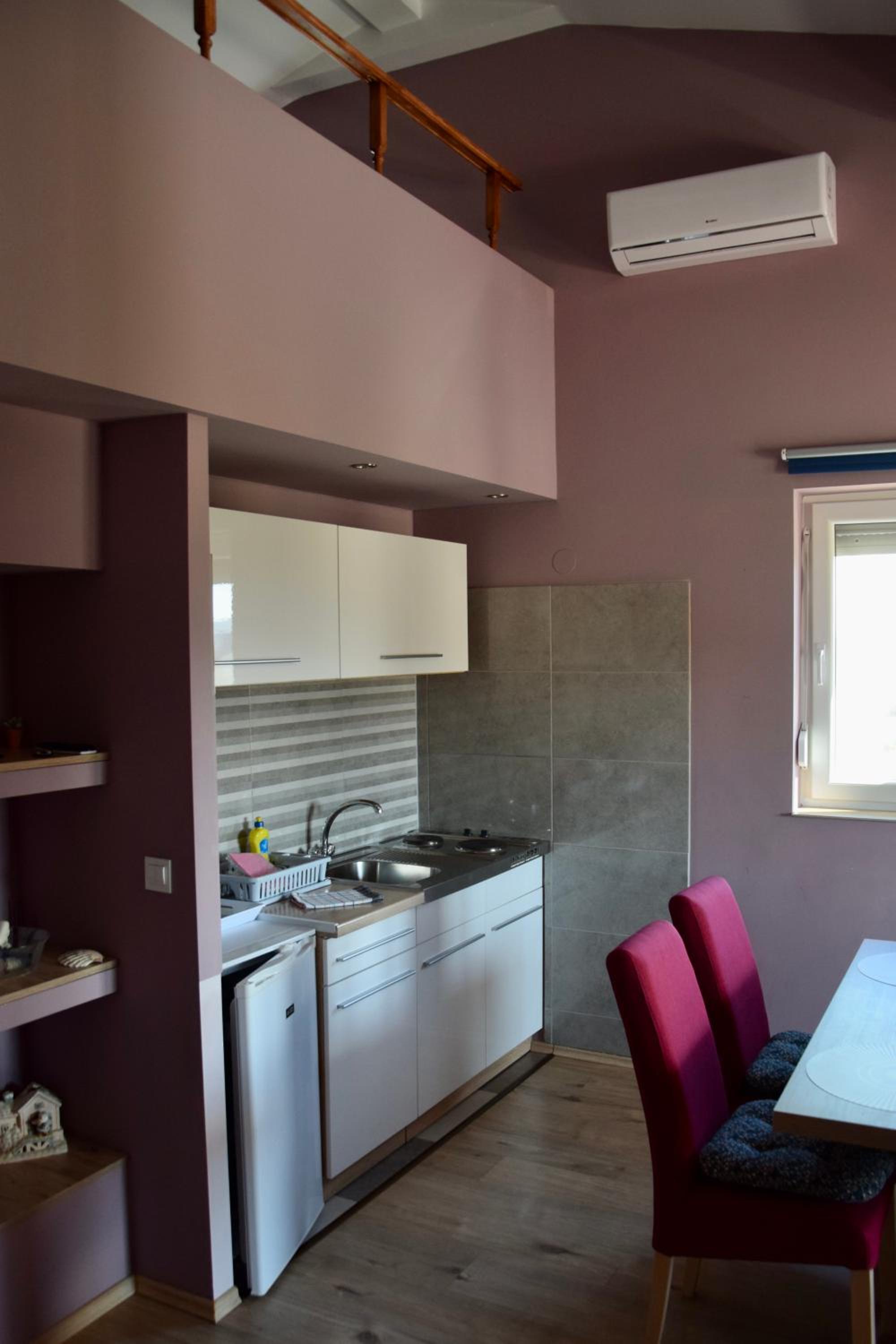 Apartment - Photo 21