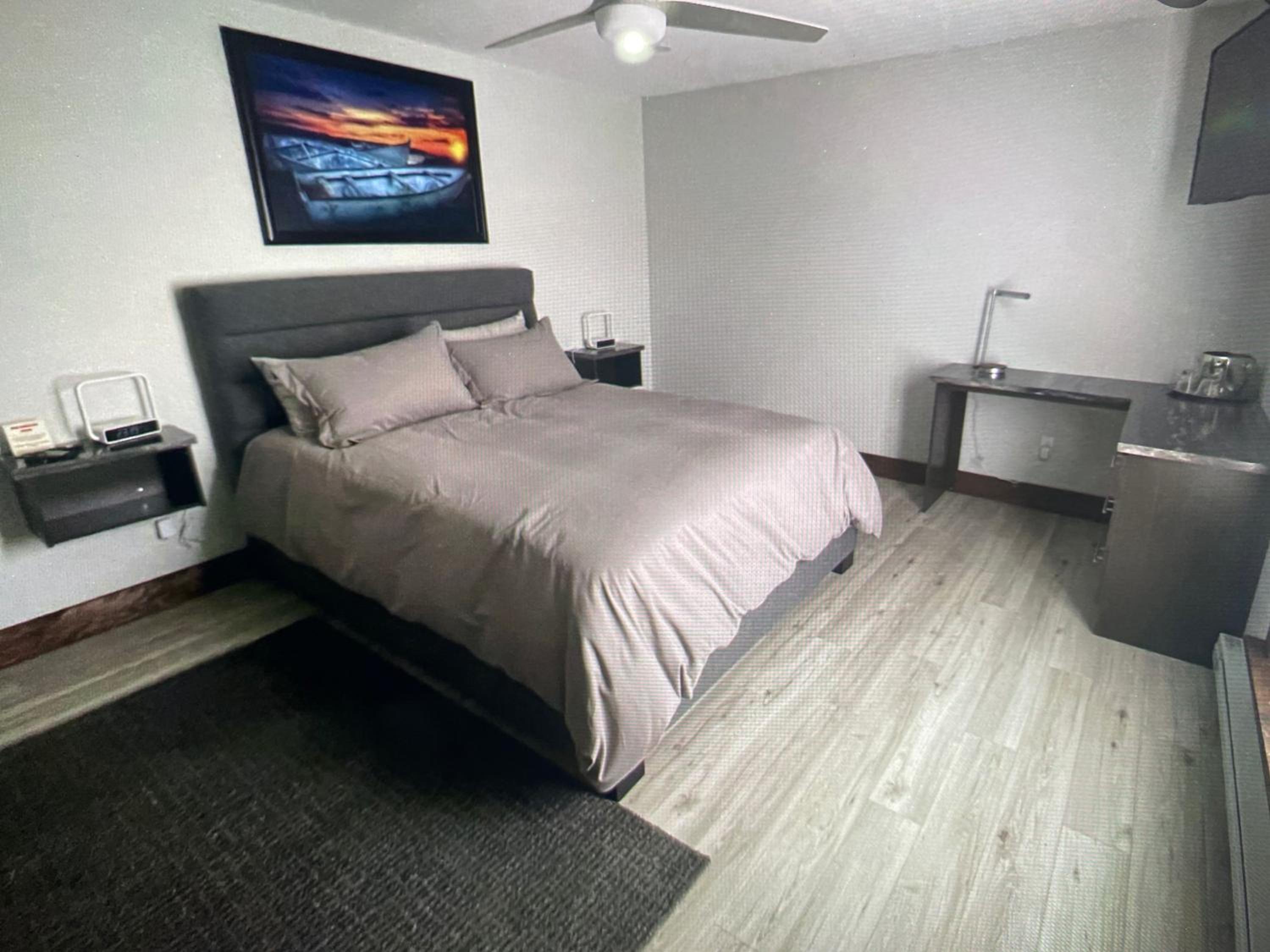 Deluxe Queen Room photo 2