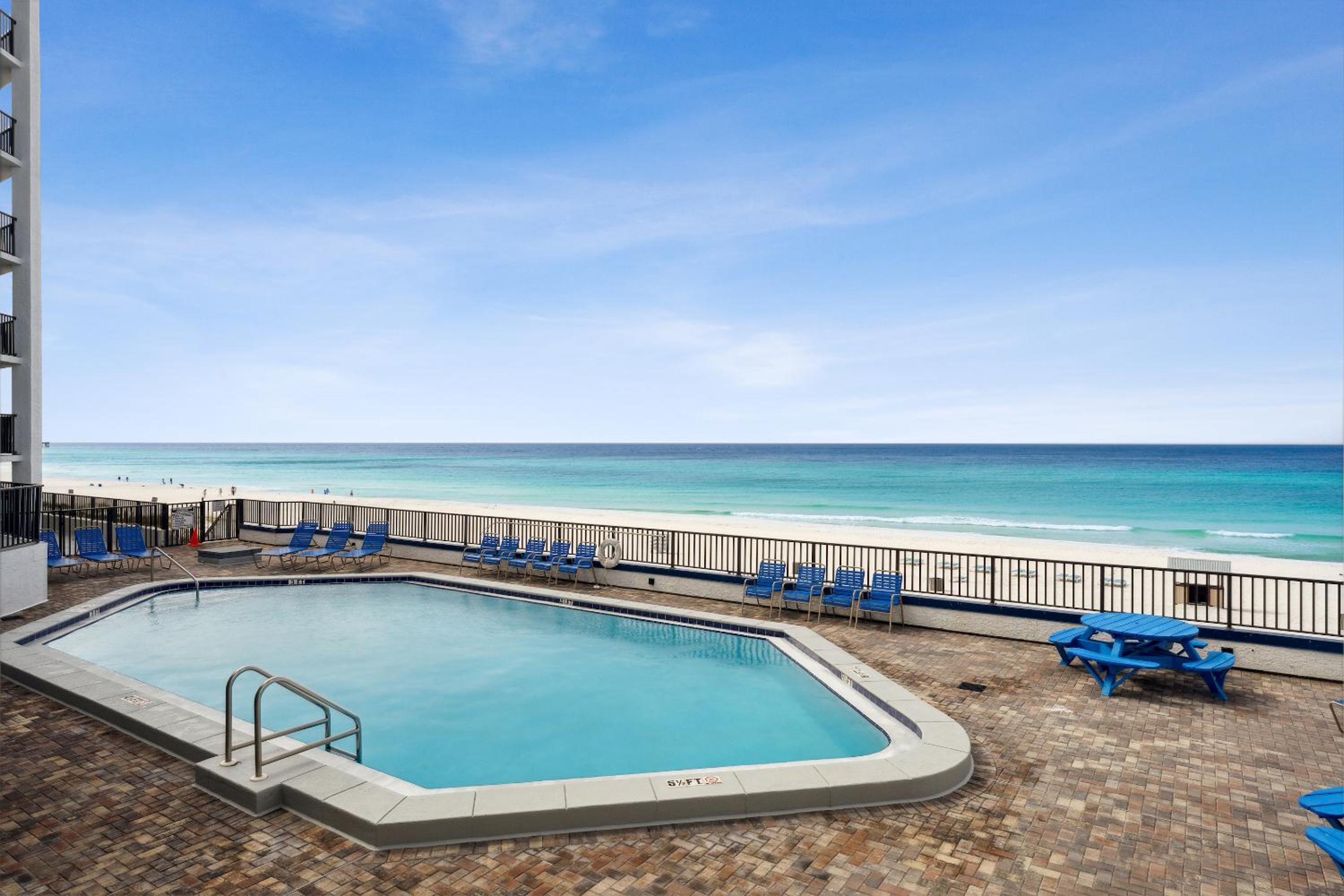 Two-Bedroom Apartment - Oceanfront 