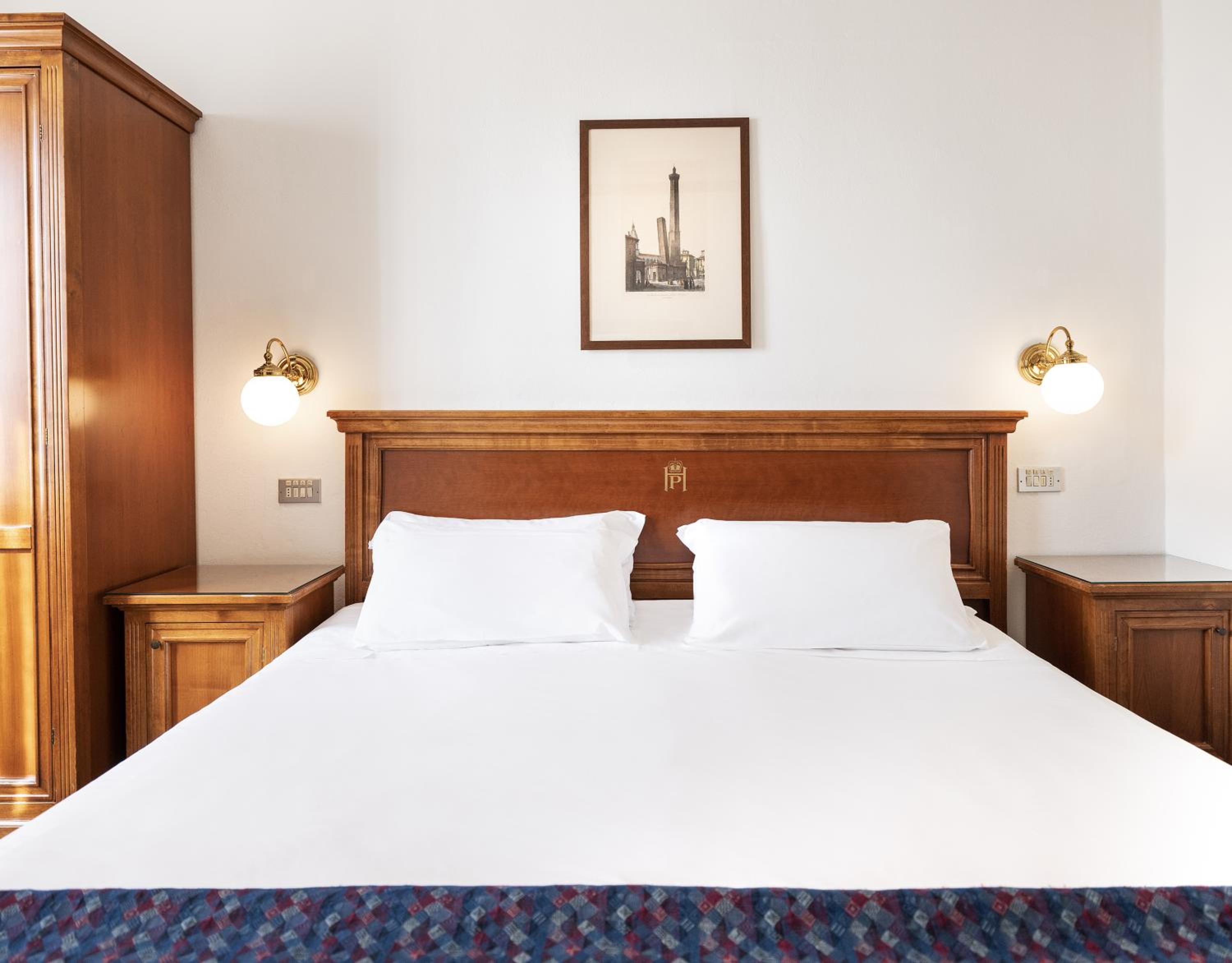 Standard Double Room - Photo 2