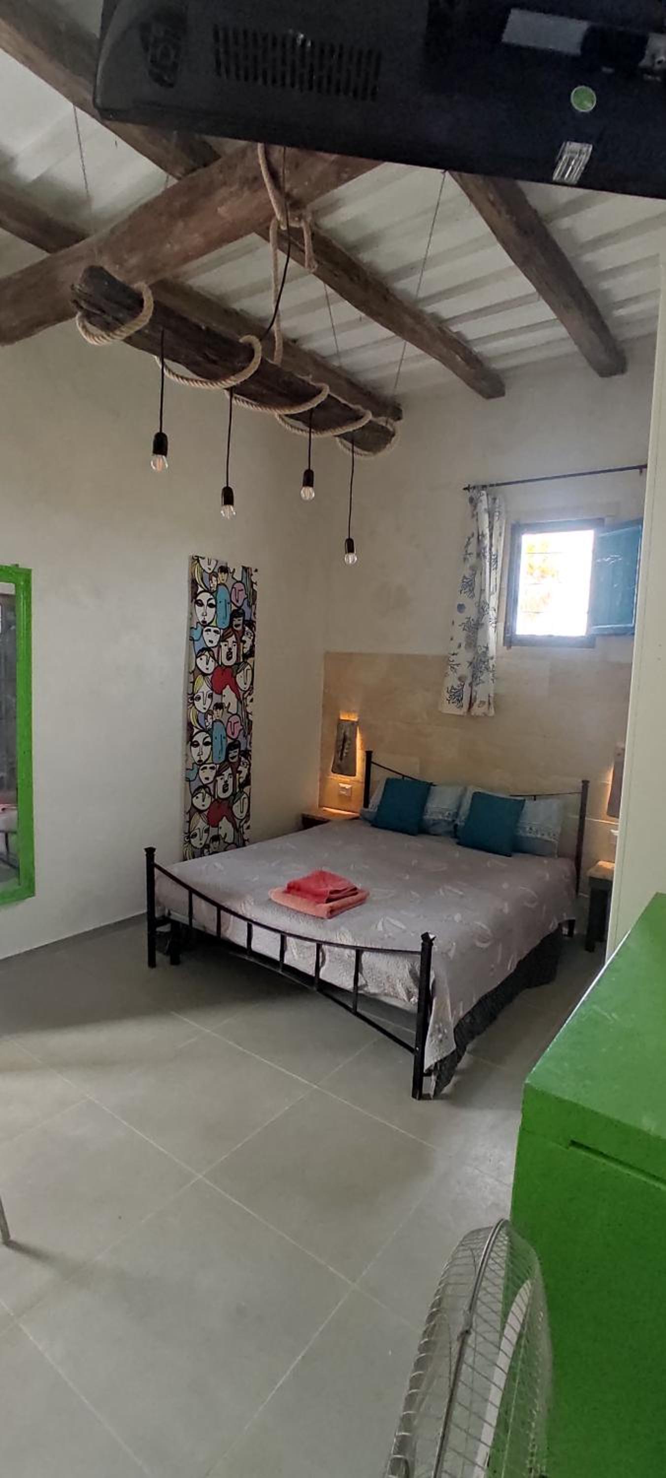 Family Room with Private Bathroom photo 1
