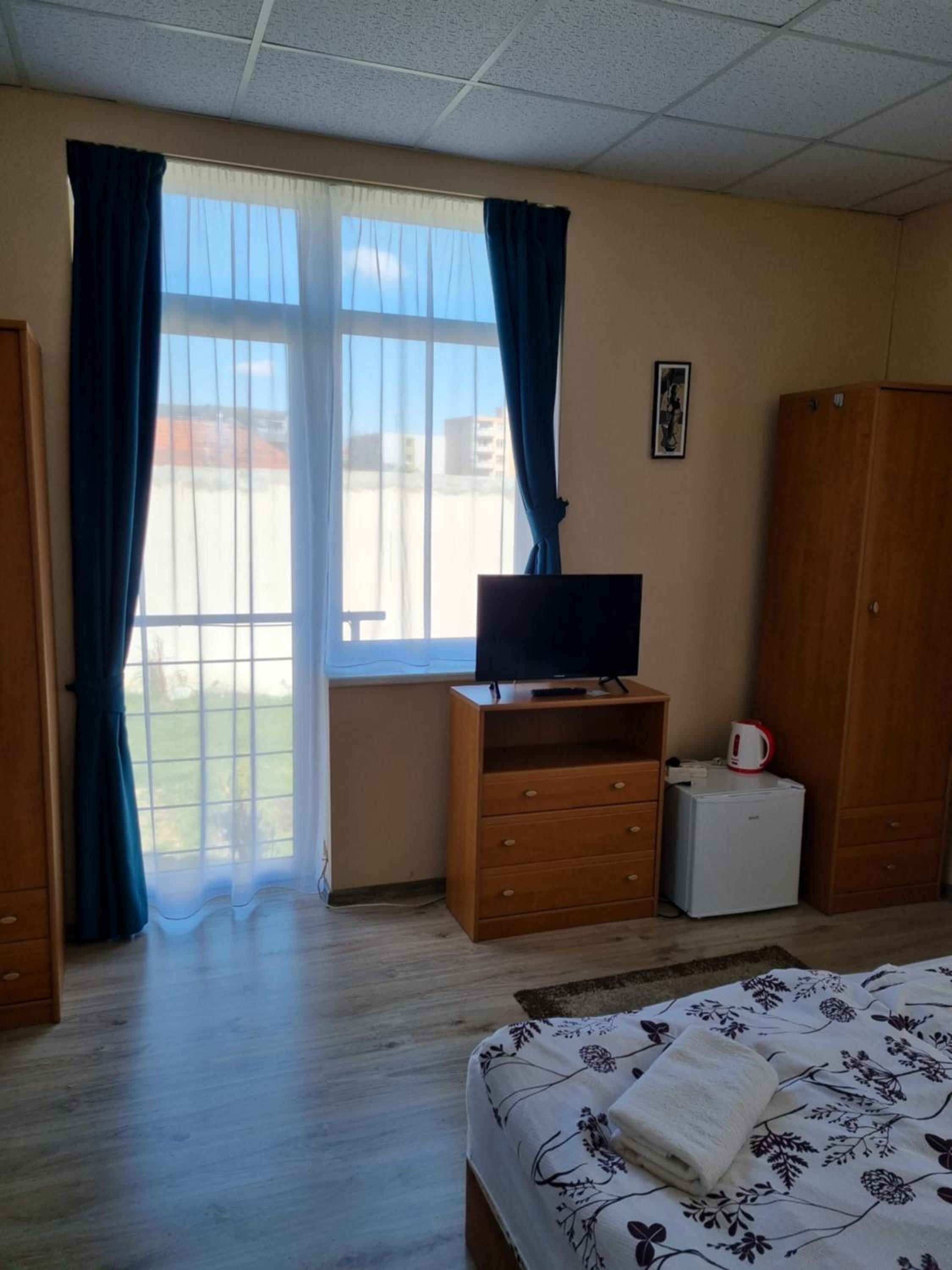 Economy Double Room - Photo 6