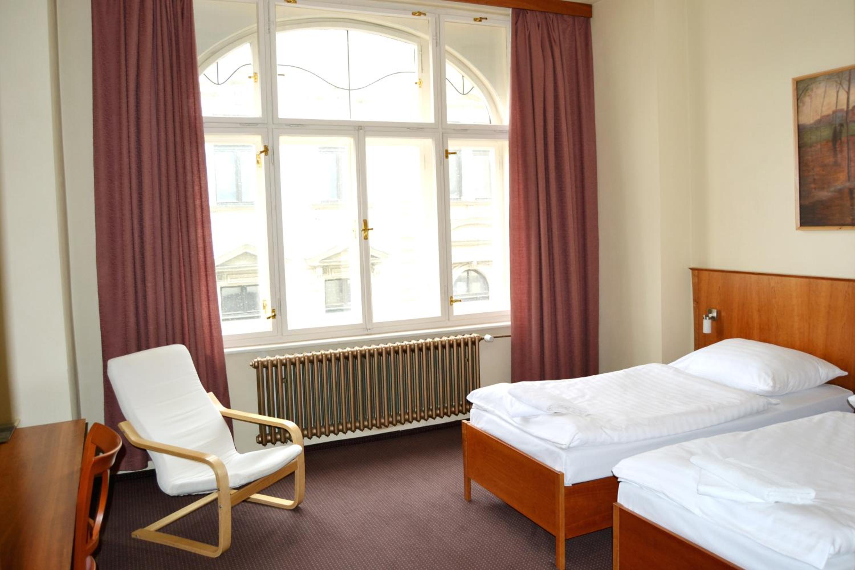 Superior Double or Twin Room photo 3