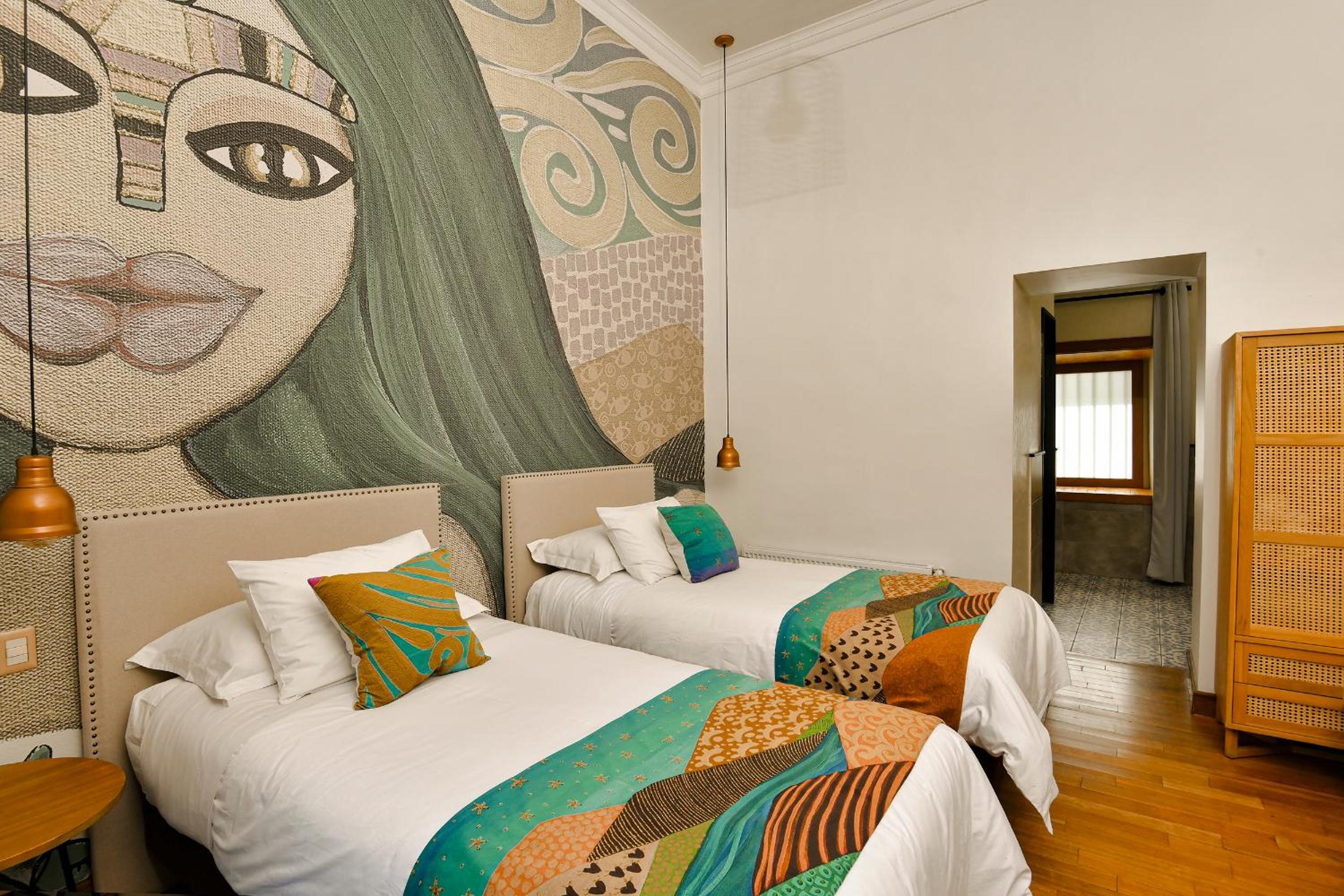 Deluxe Twin Room photo 2