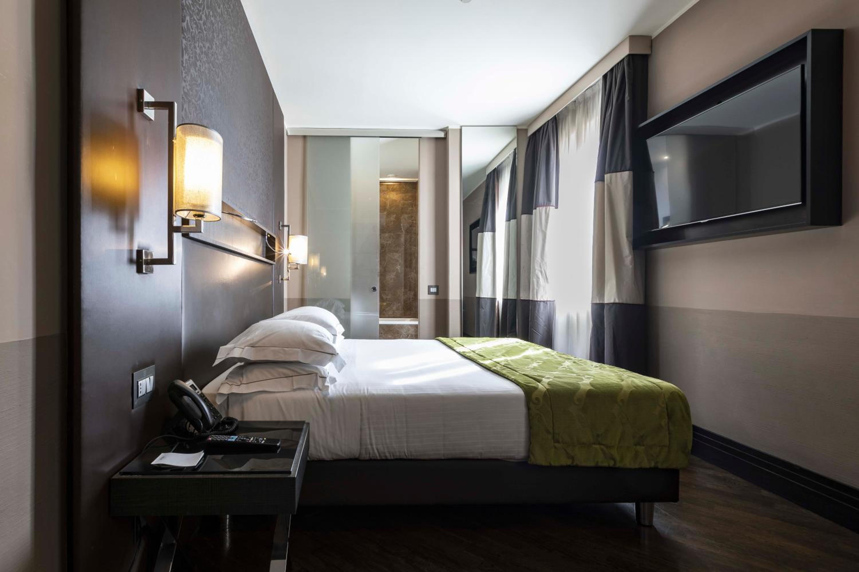 Executive Triple Room photo 2