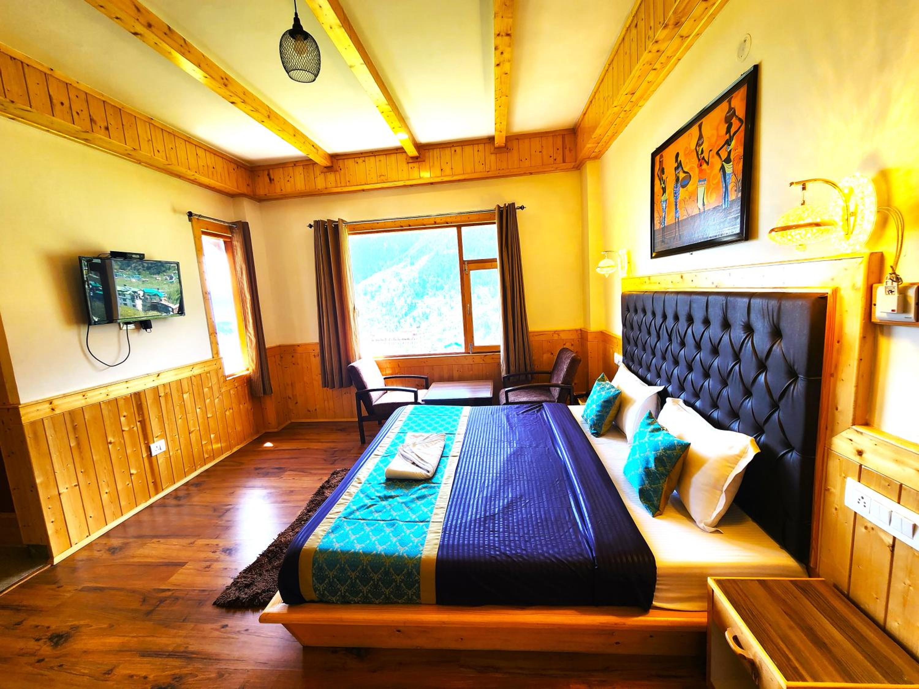 King Room with Balcony