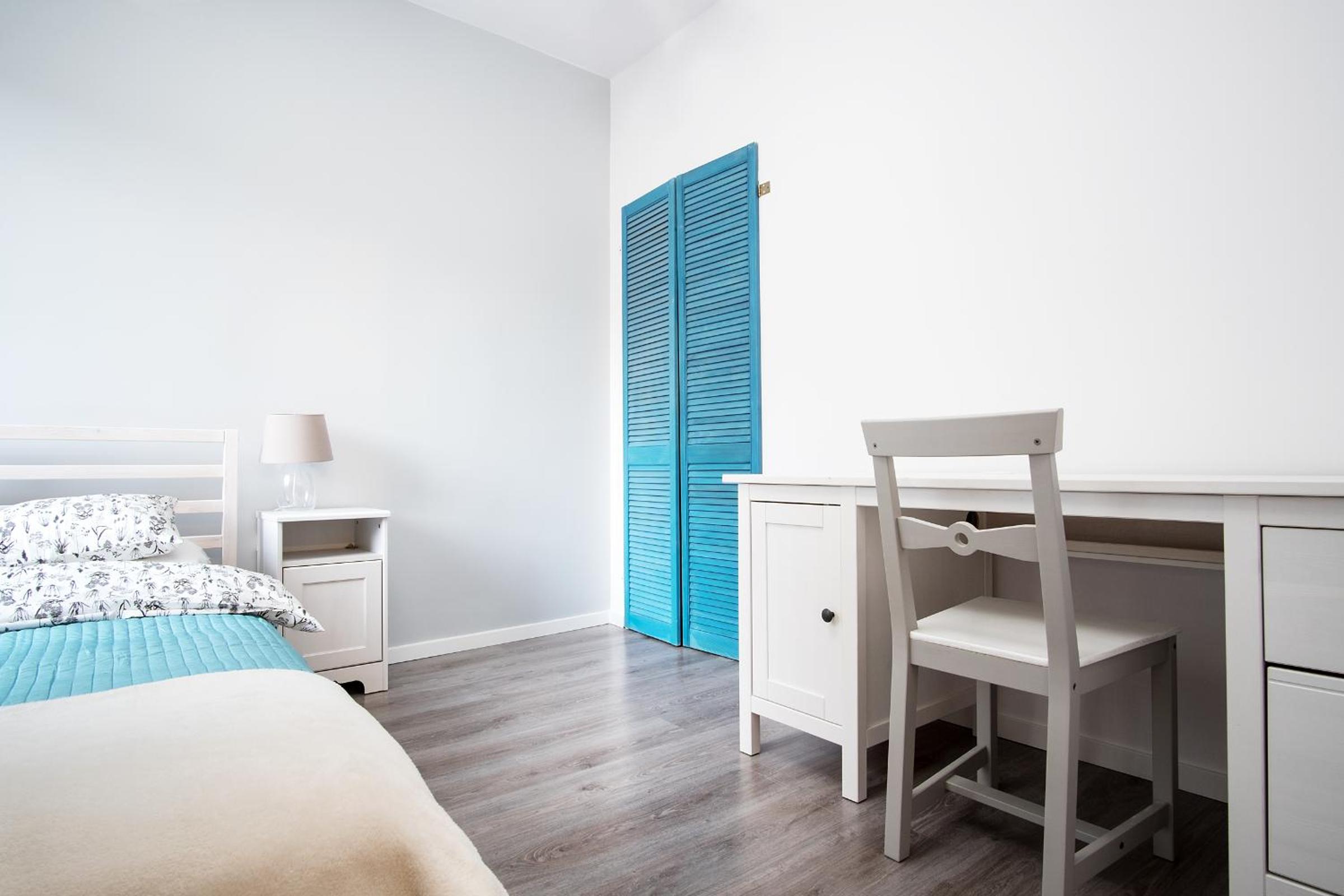 Two-Bedroom Apartment - Photo 18