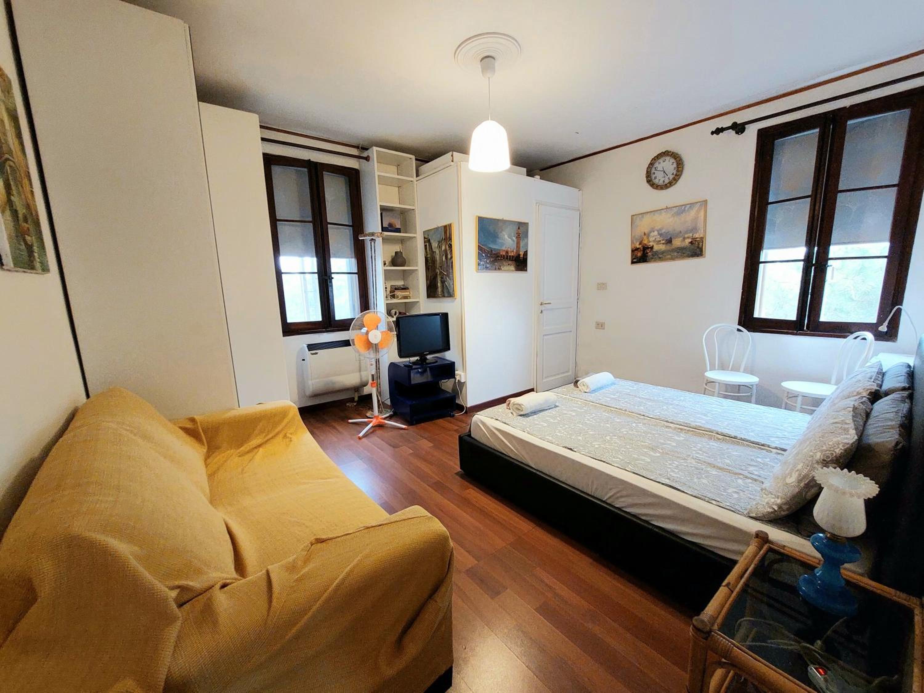 Superior One-Bedroom Apartment photo 1