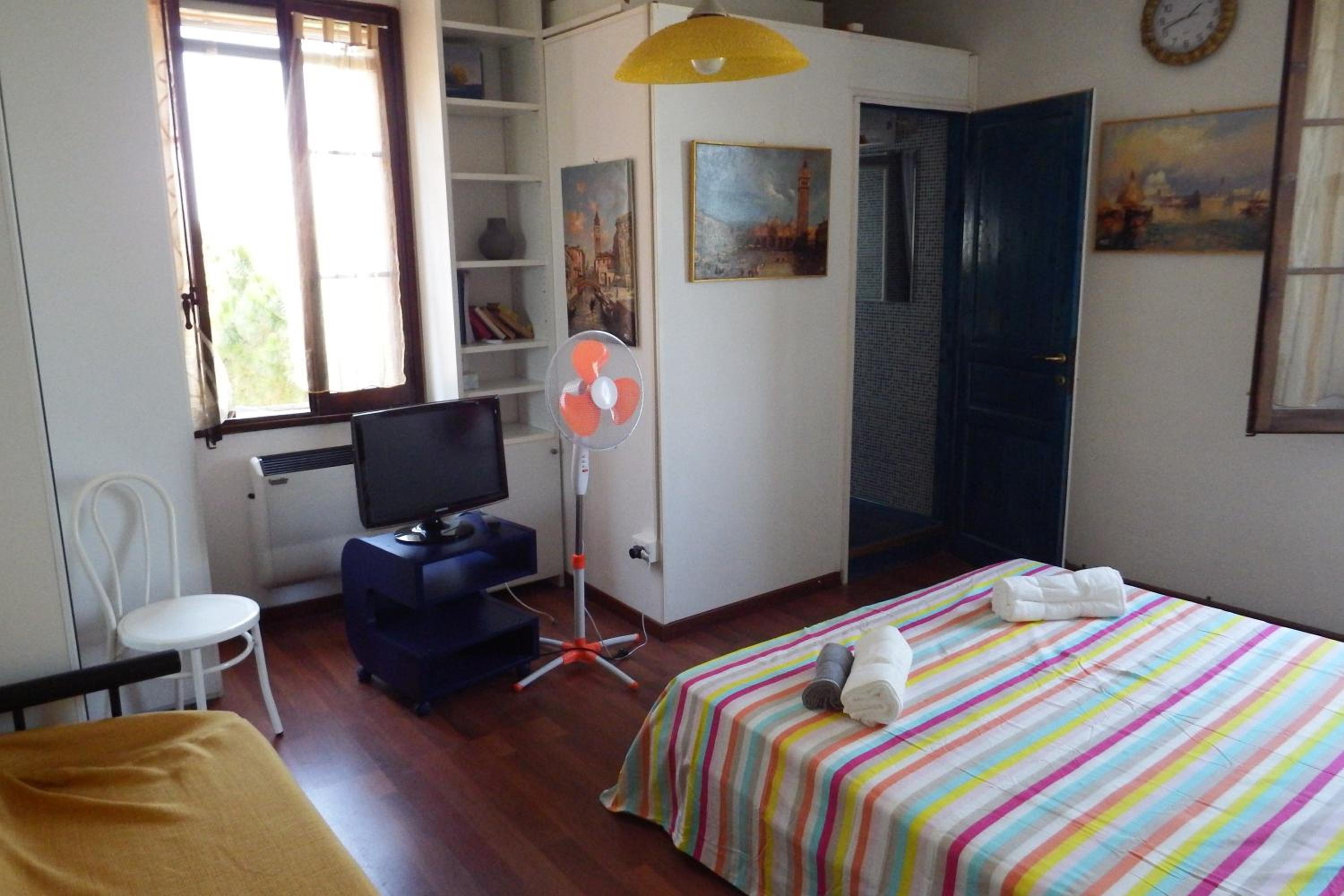 Superior One-Bedroom Apartment photo 2