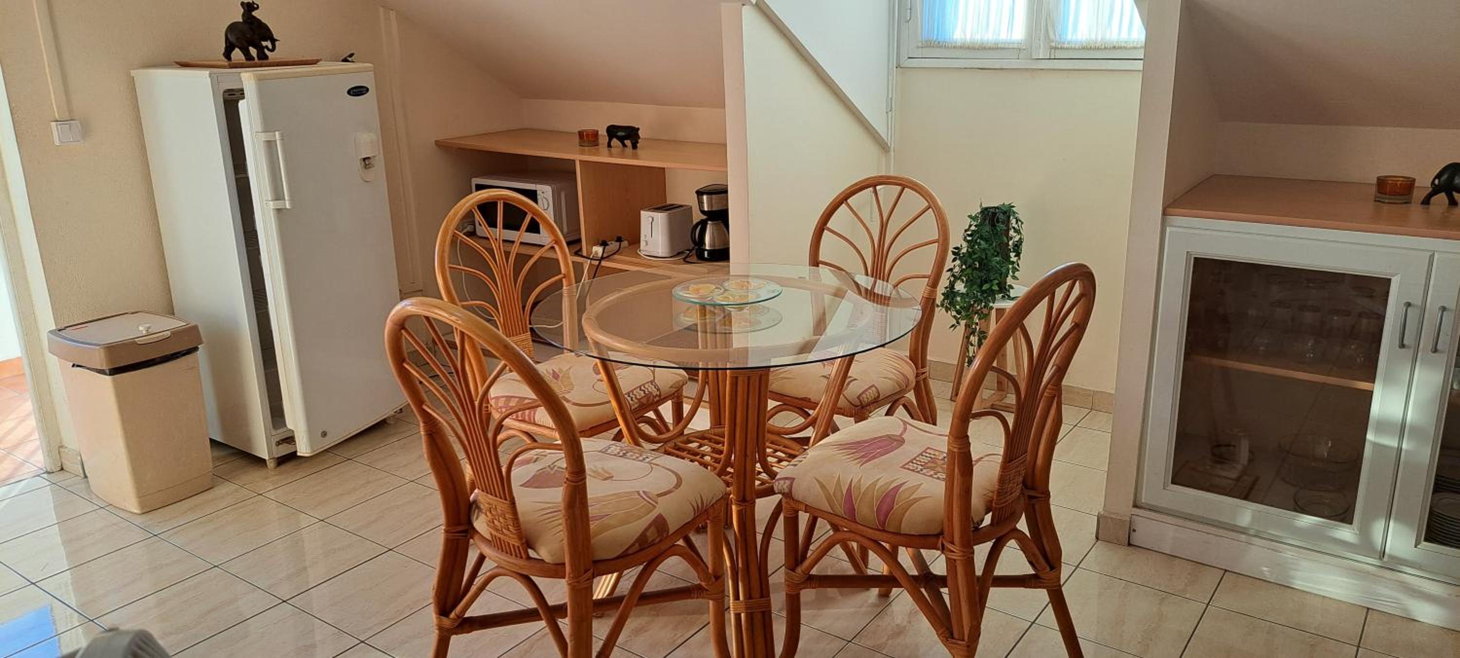One-Bedroom Apartment - Photo 16
