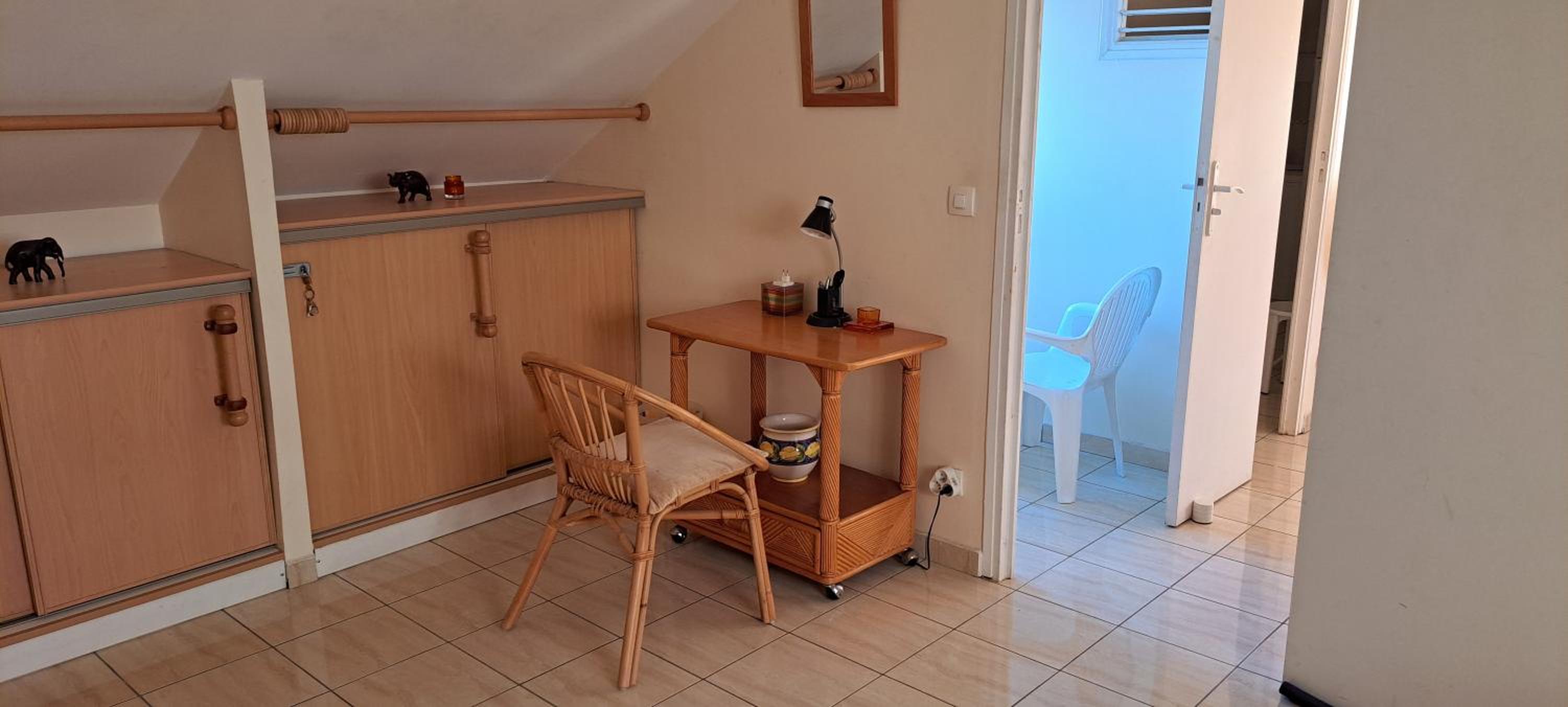 One-Bedroom Apartment - Photo 20