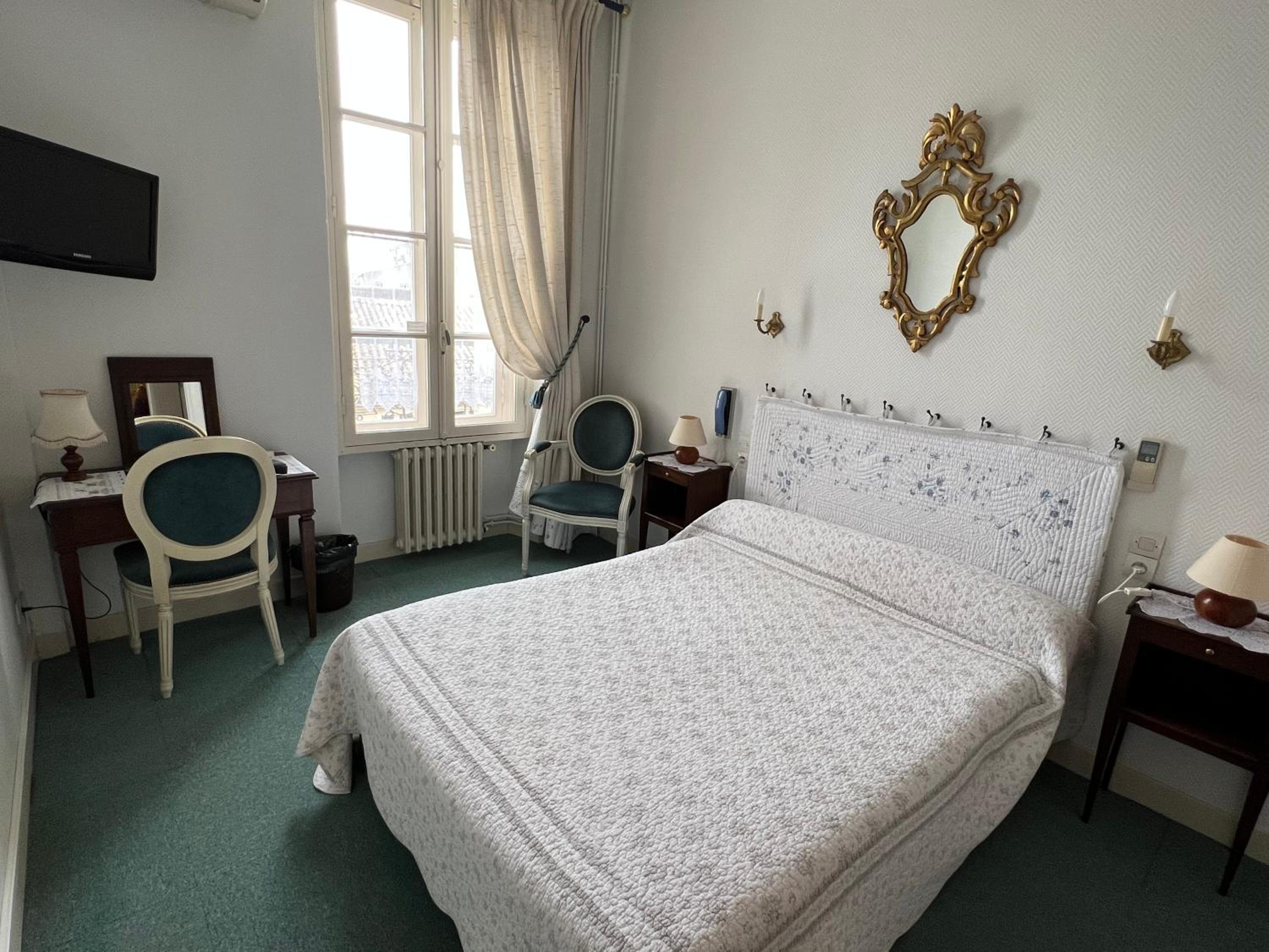 Quadruple Room (2 Rooms) photo 3