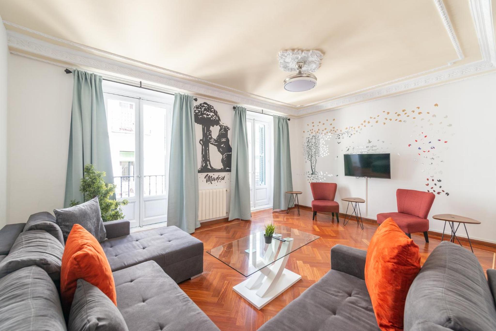 Apartamento con Balcón
