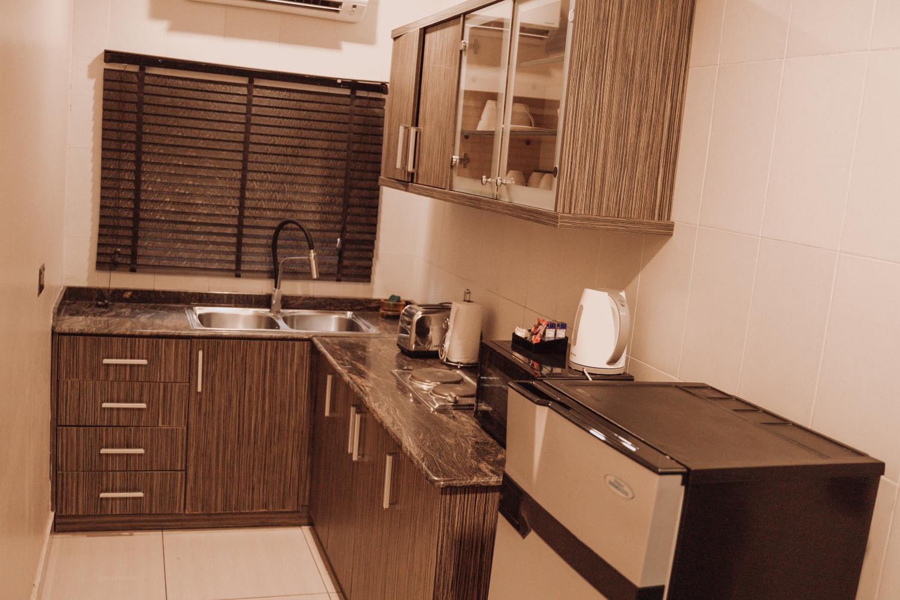 Two-Bedroom Apartment with Balcony photo 3