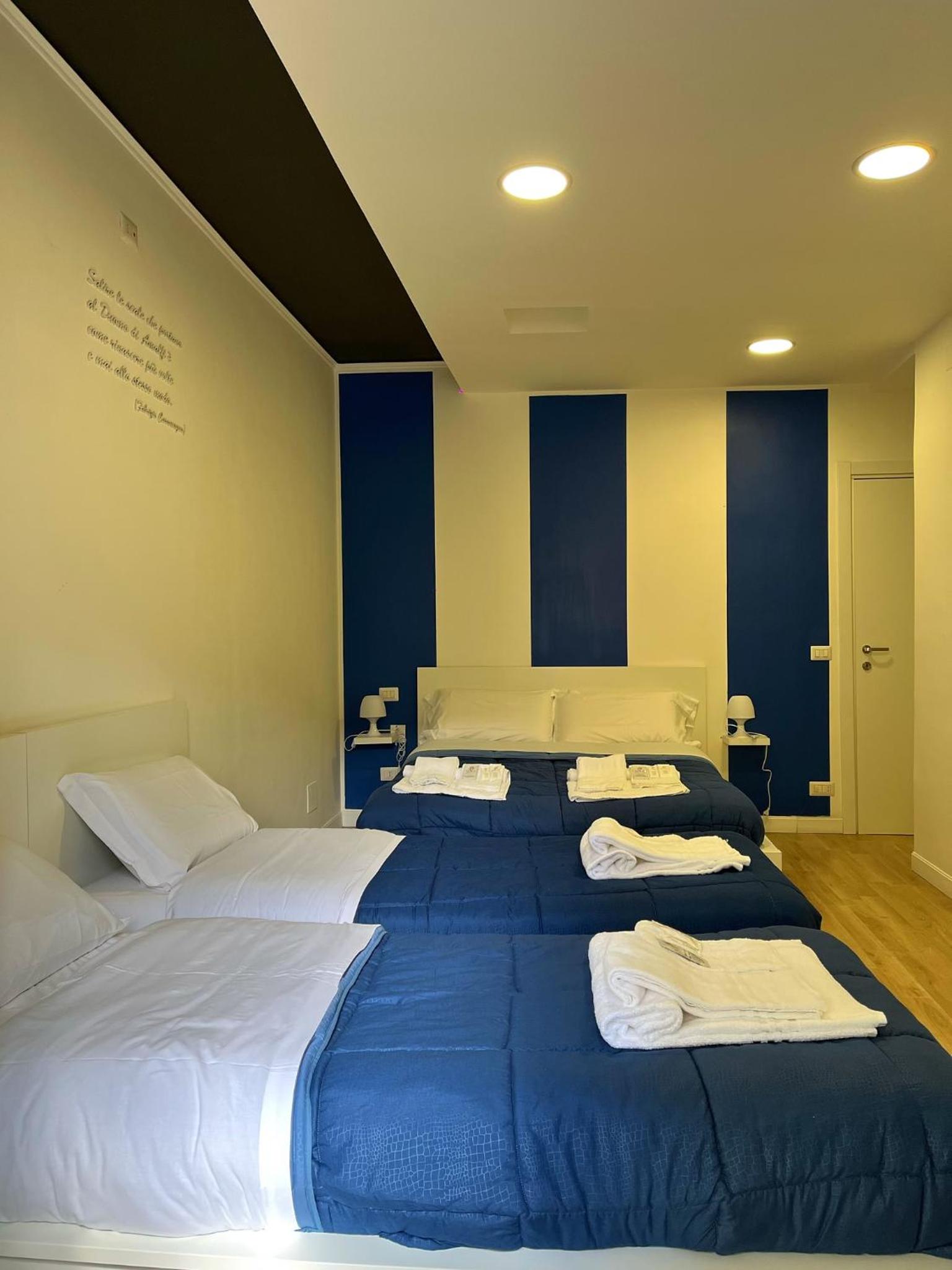 Quadruple Room with Balcony photo 1