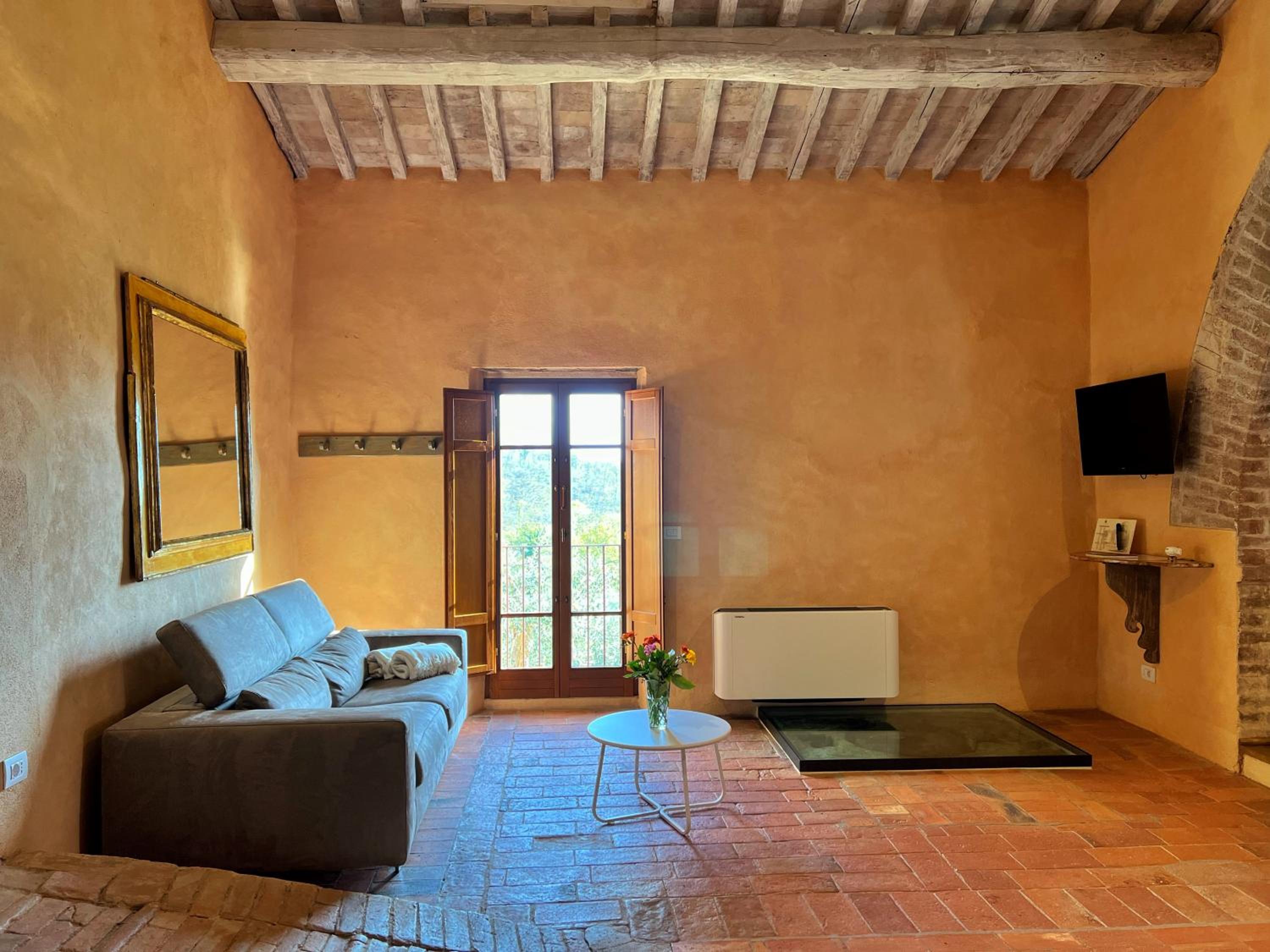 Loft - Photo 3