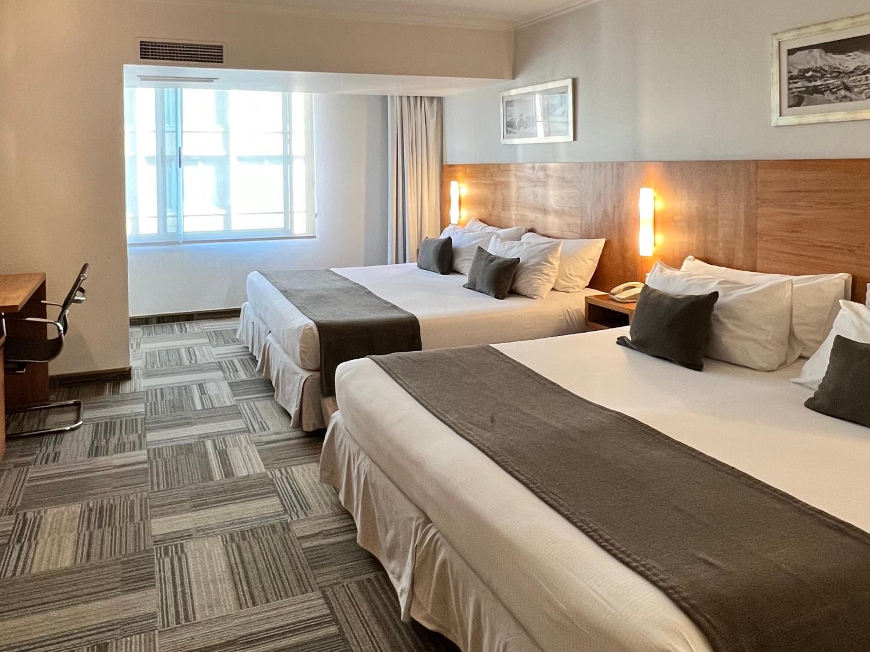 King Room with Two King Beds - Non-Smoking - Photo 1