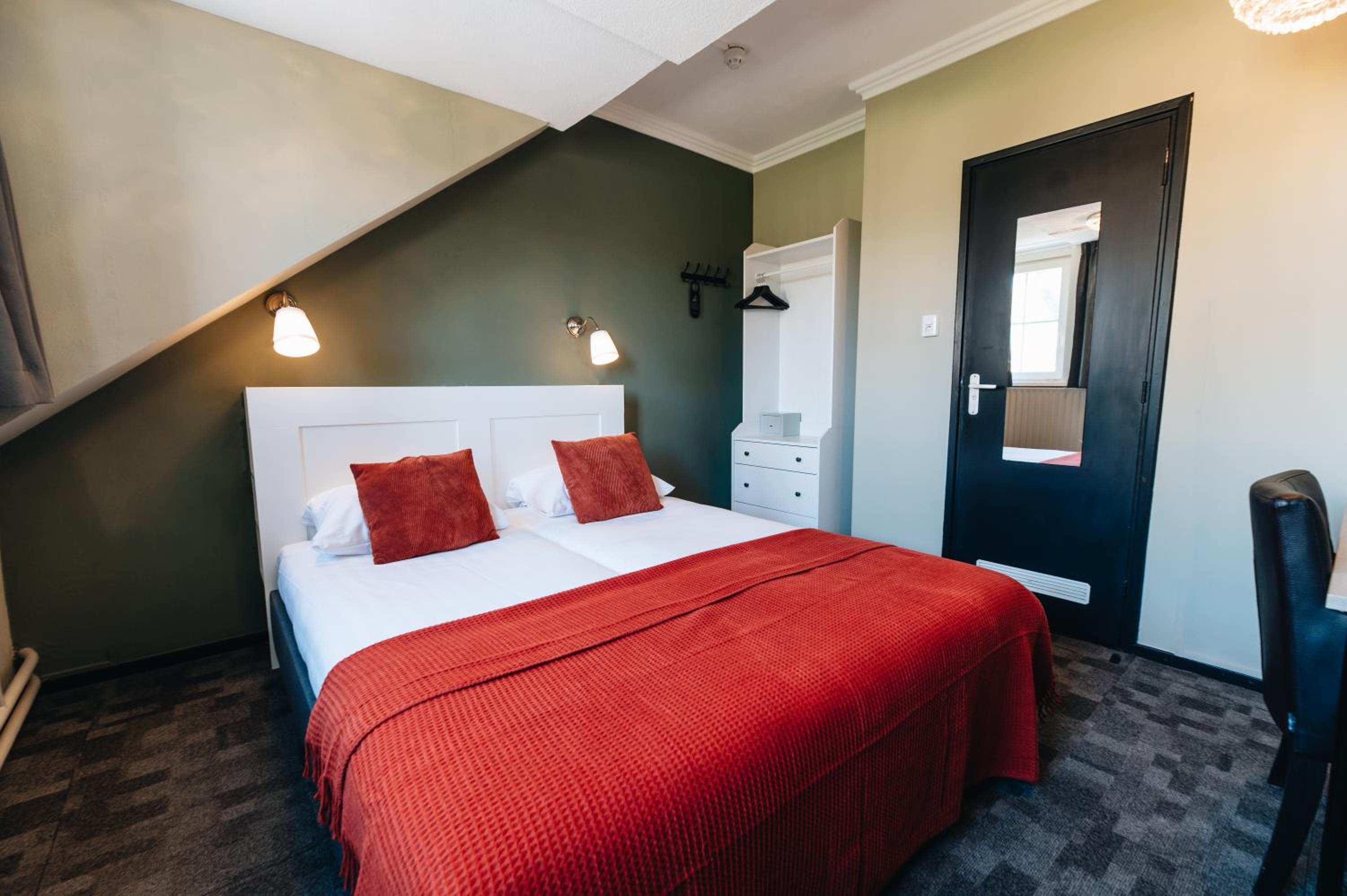 Economy Double Room