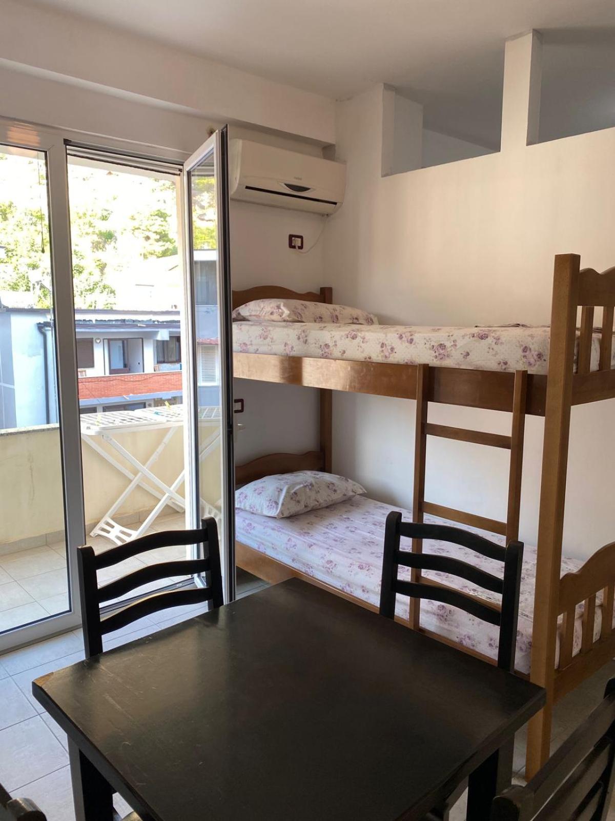 Apartment with Balcony photo 1