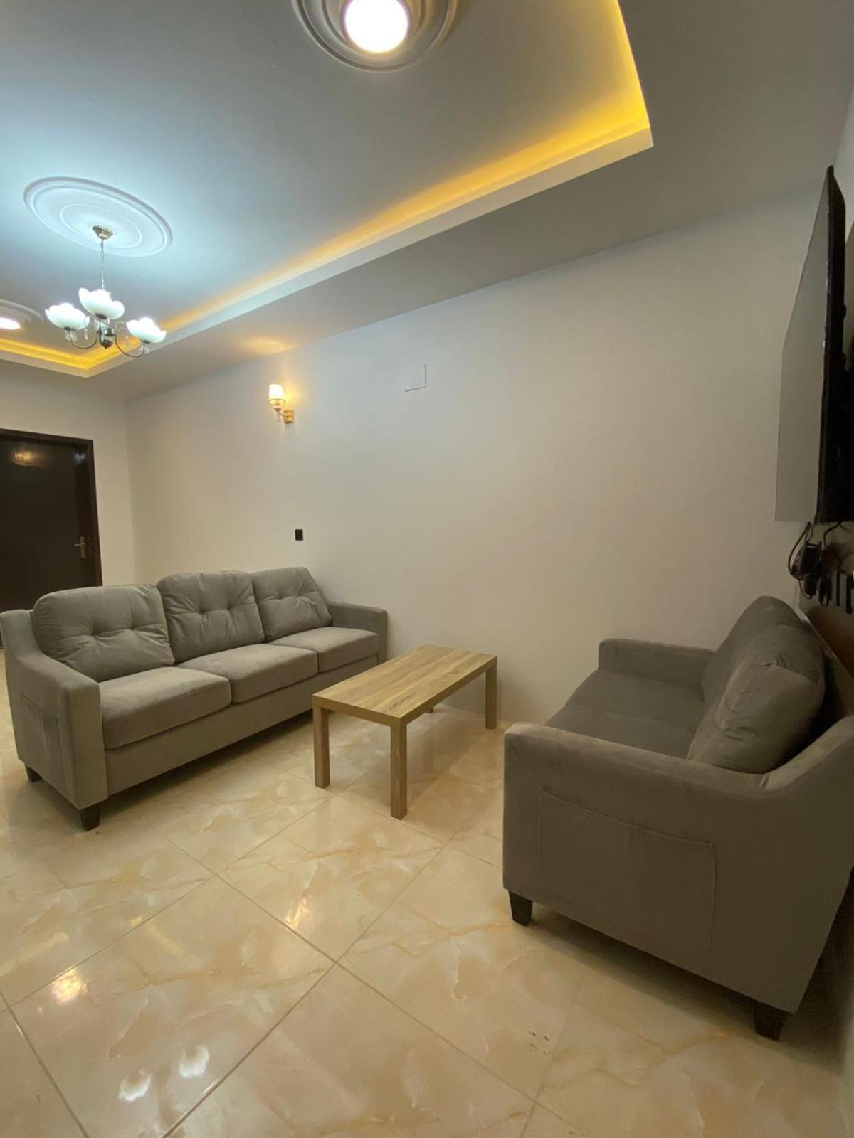 Two-Bedroom Apartment - Photo 6