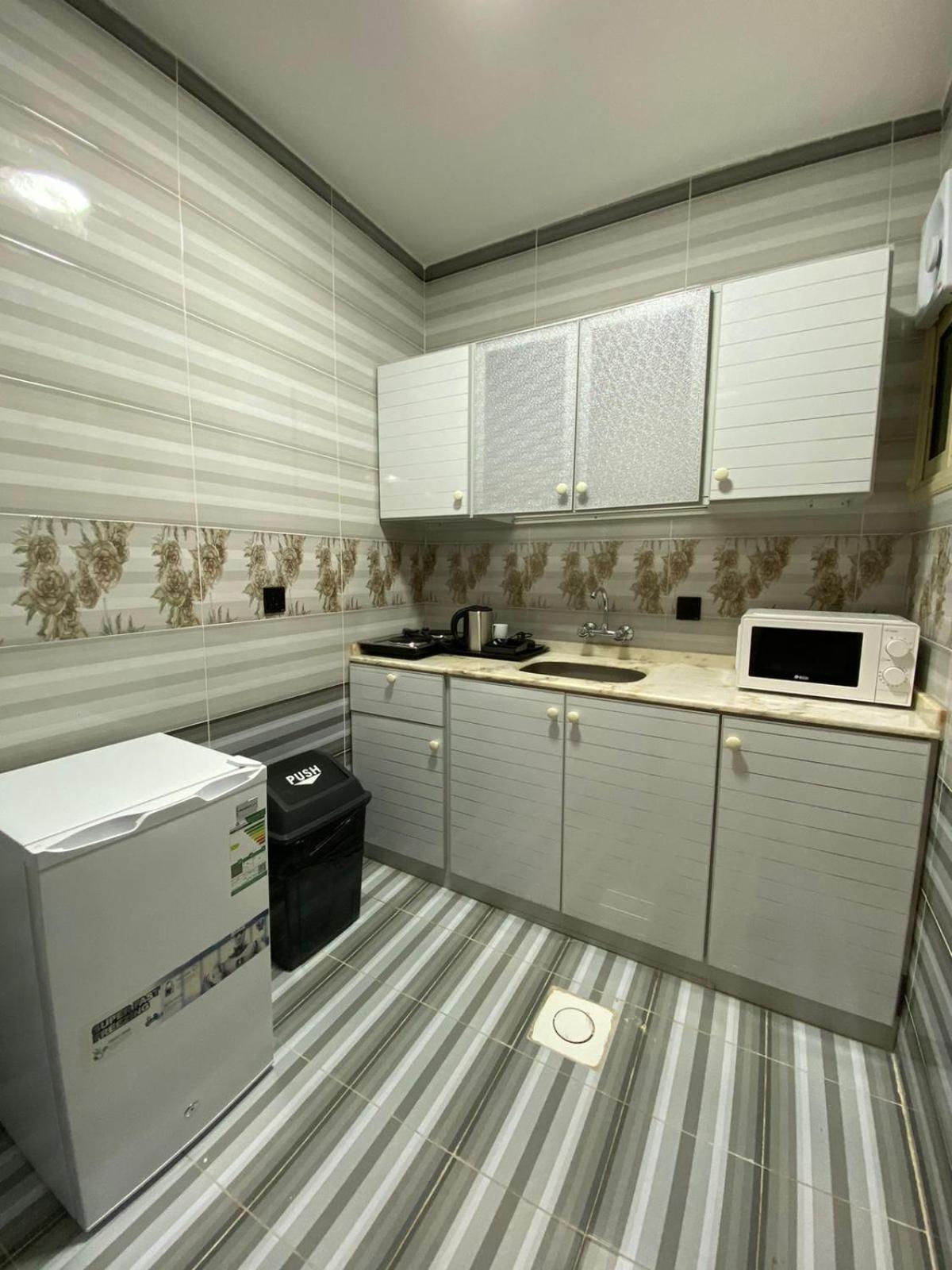 Two-Bedroom Apartment - Photo 9