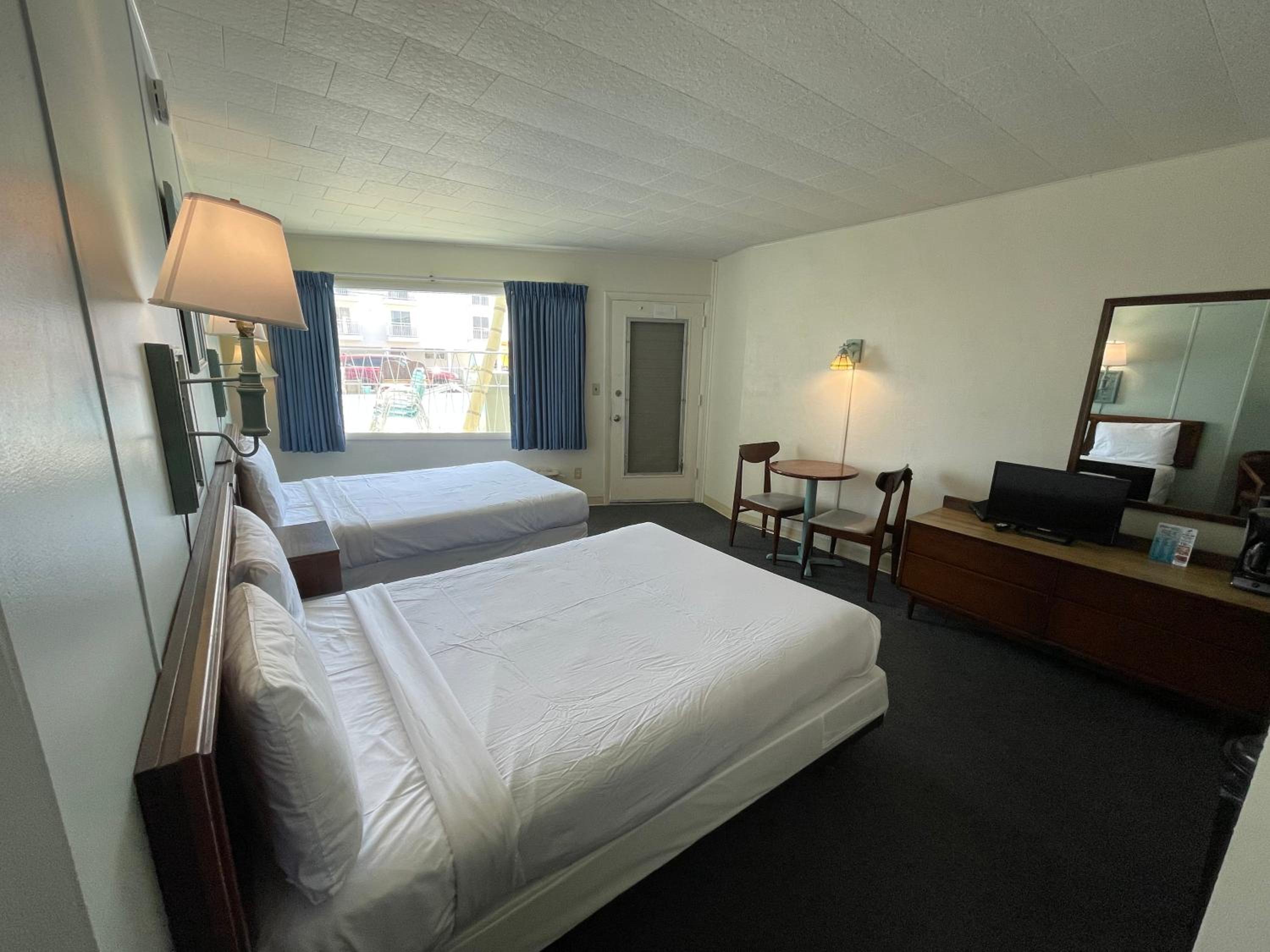 Standard Queen Room - Photo 1