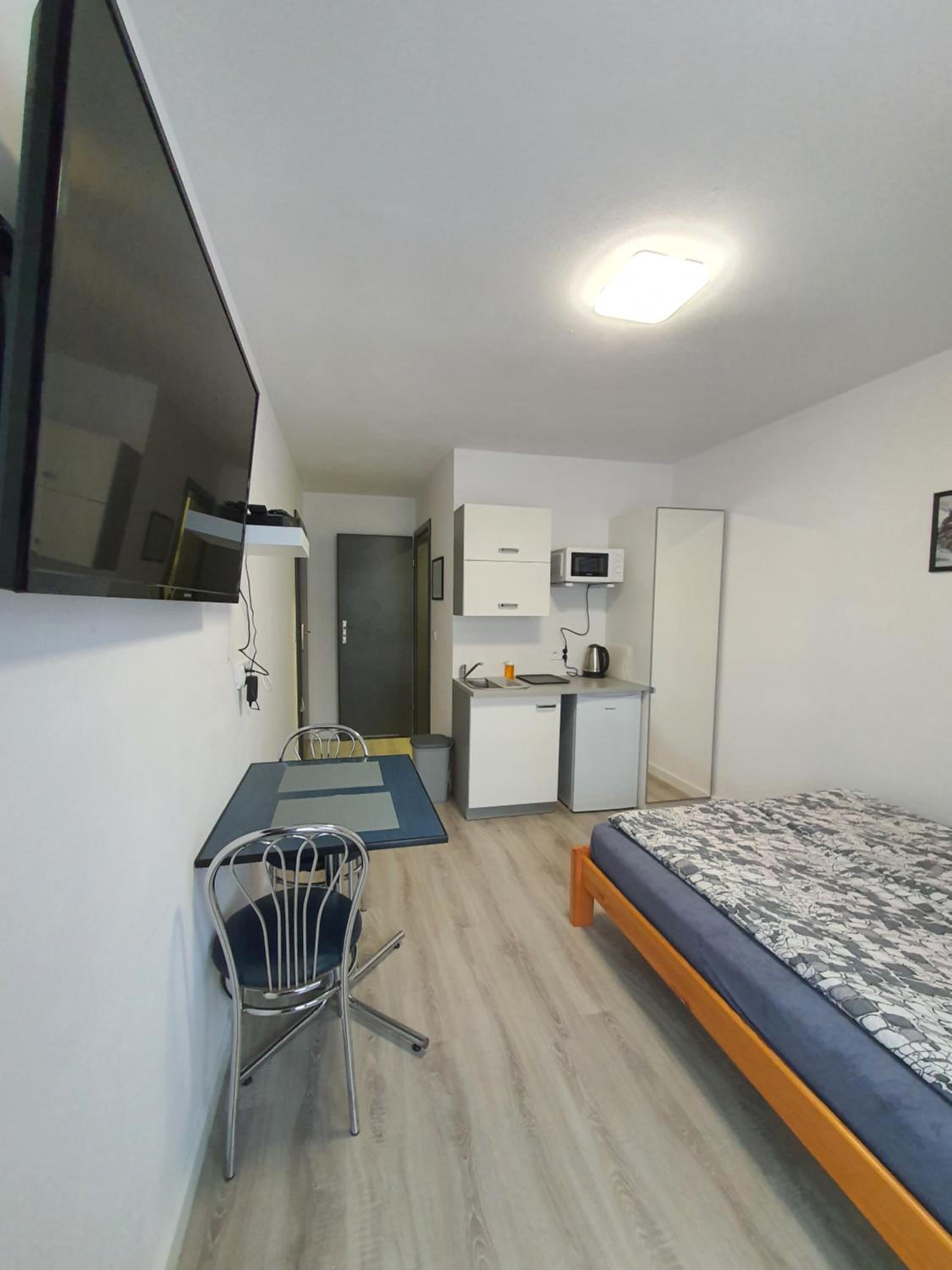 Double Room with Balcony photo 2