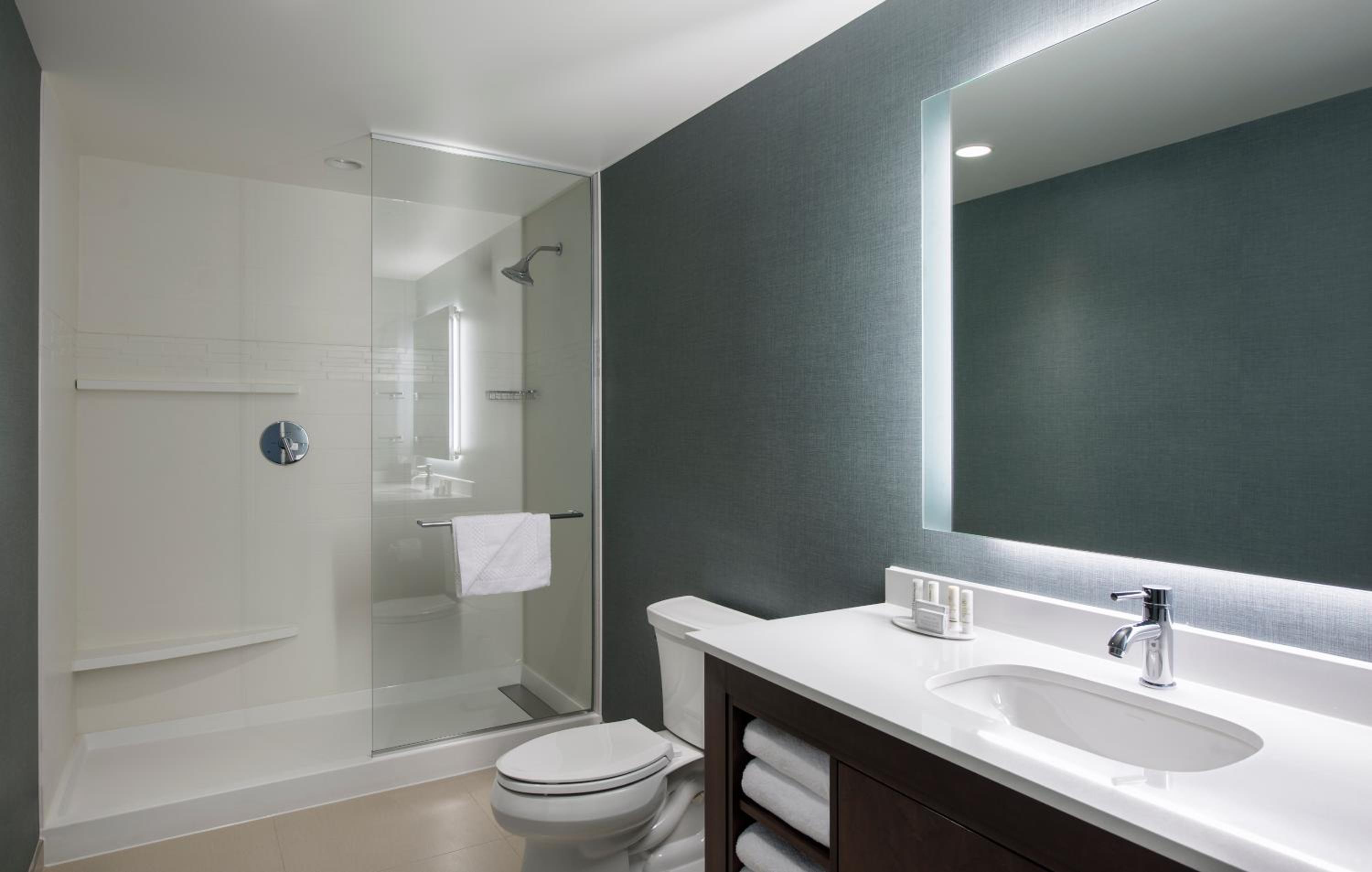 Two-Bedroom Suite