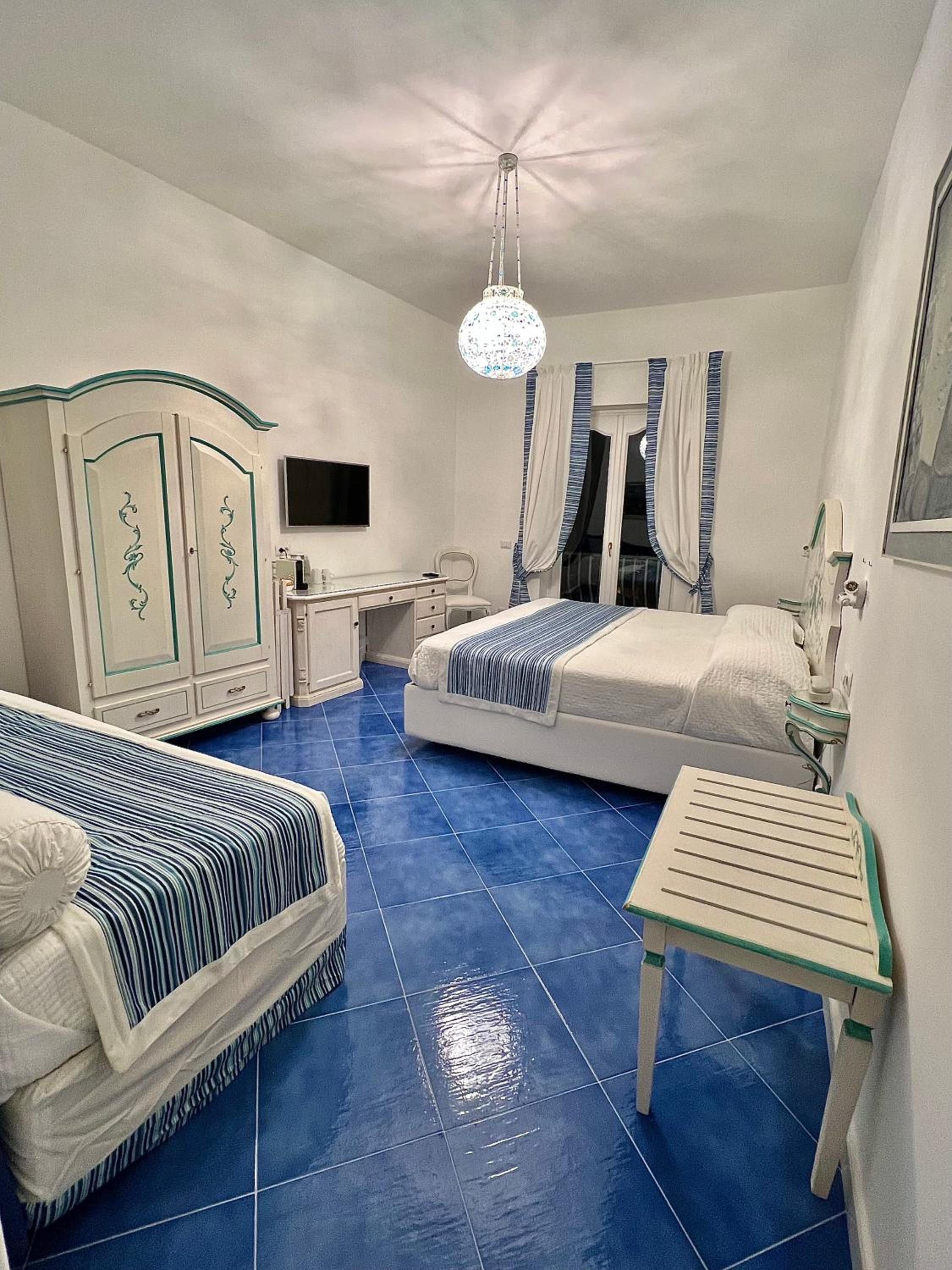 Triple Room photo 3