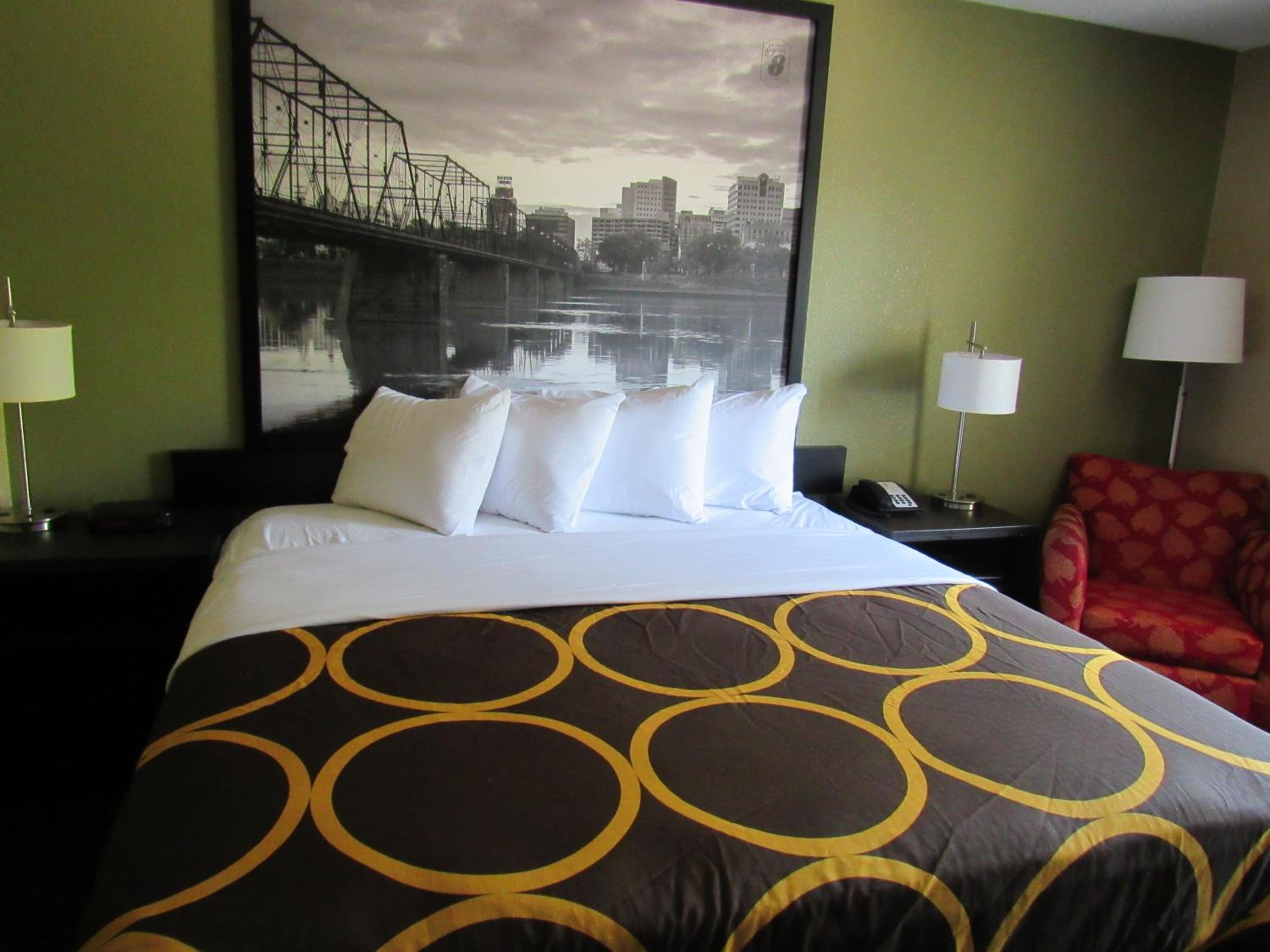 Super 8 by Wyndham New Cumberland, Photo 12