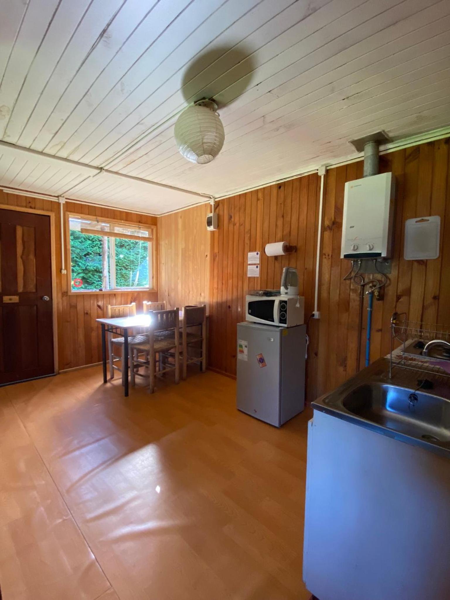 One-Bedroom House photo 2