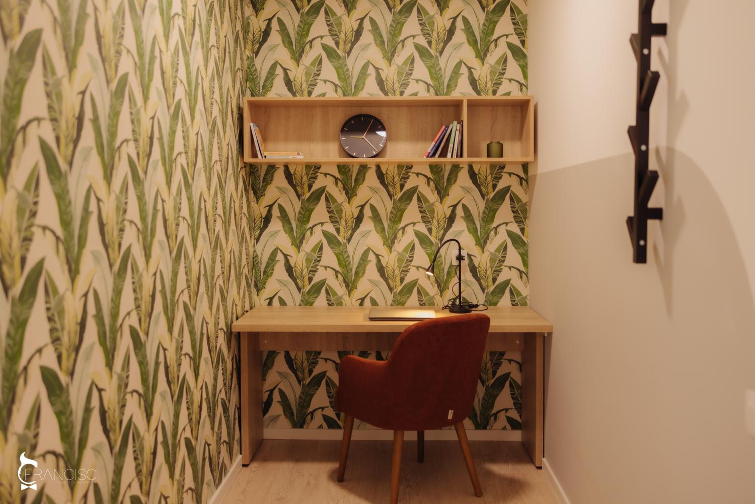 One-Bedroom Apartment - Photo 2