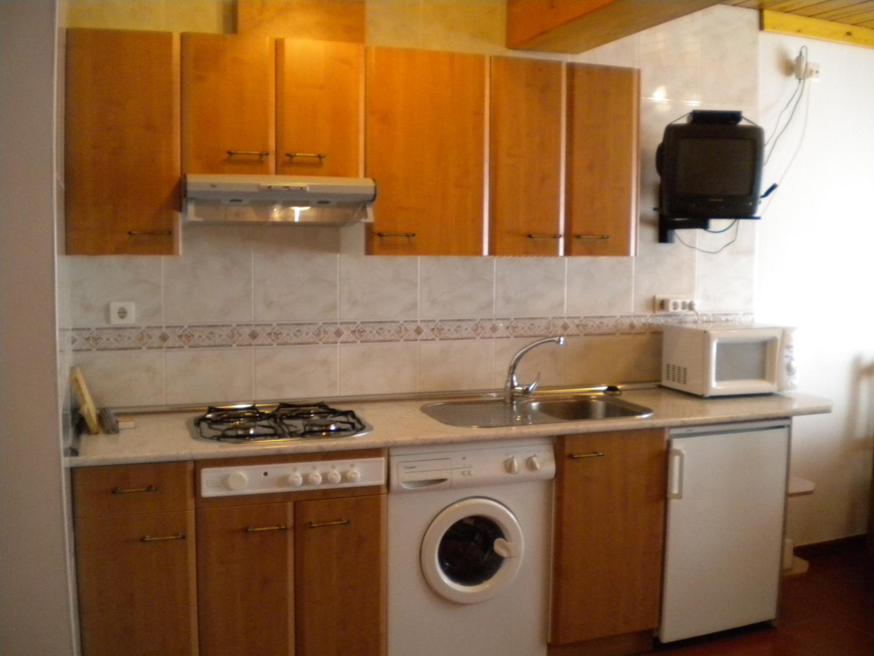 Apartment photo 2