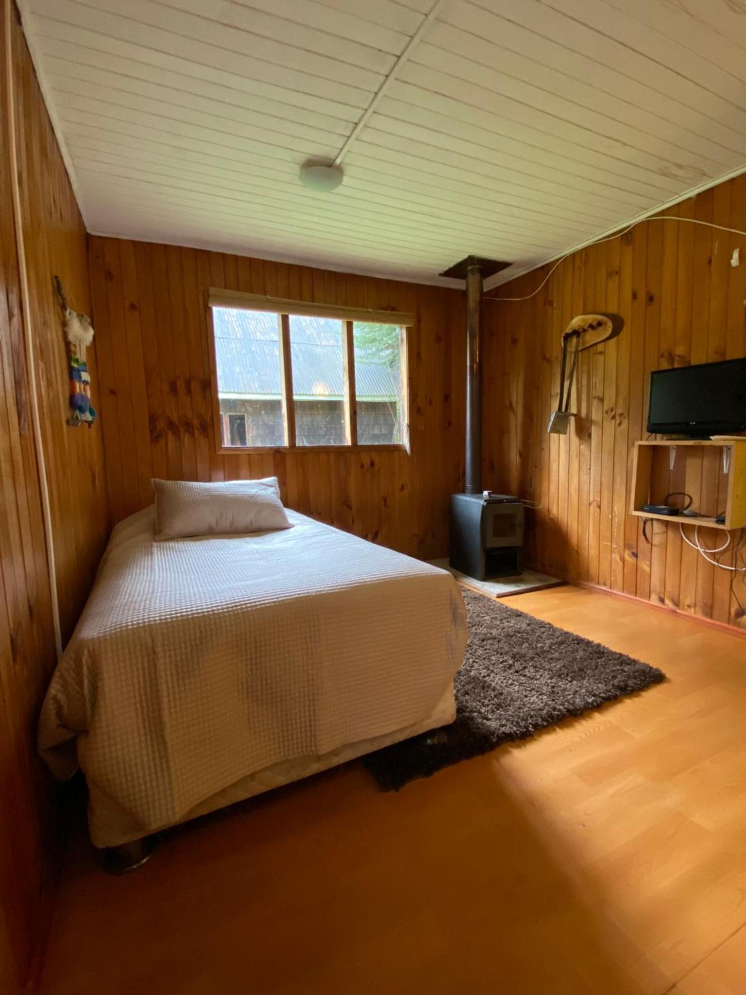One-Bedroom House photo 1