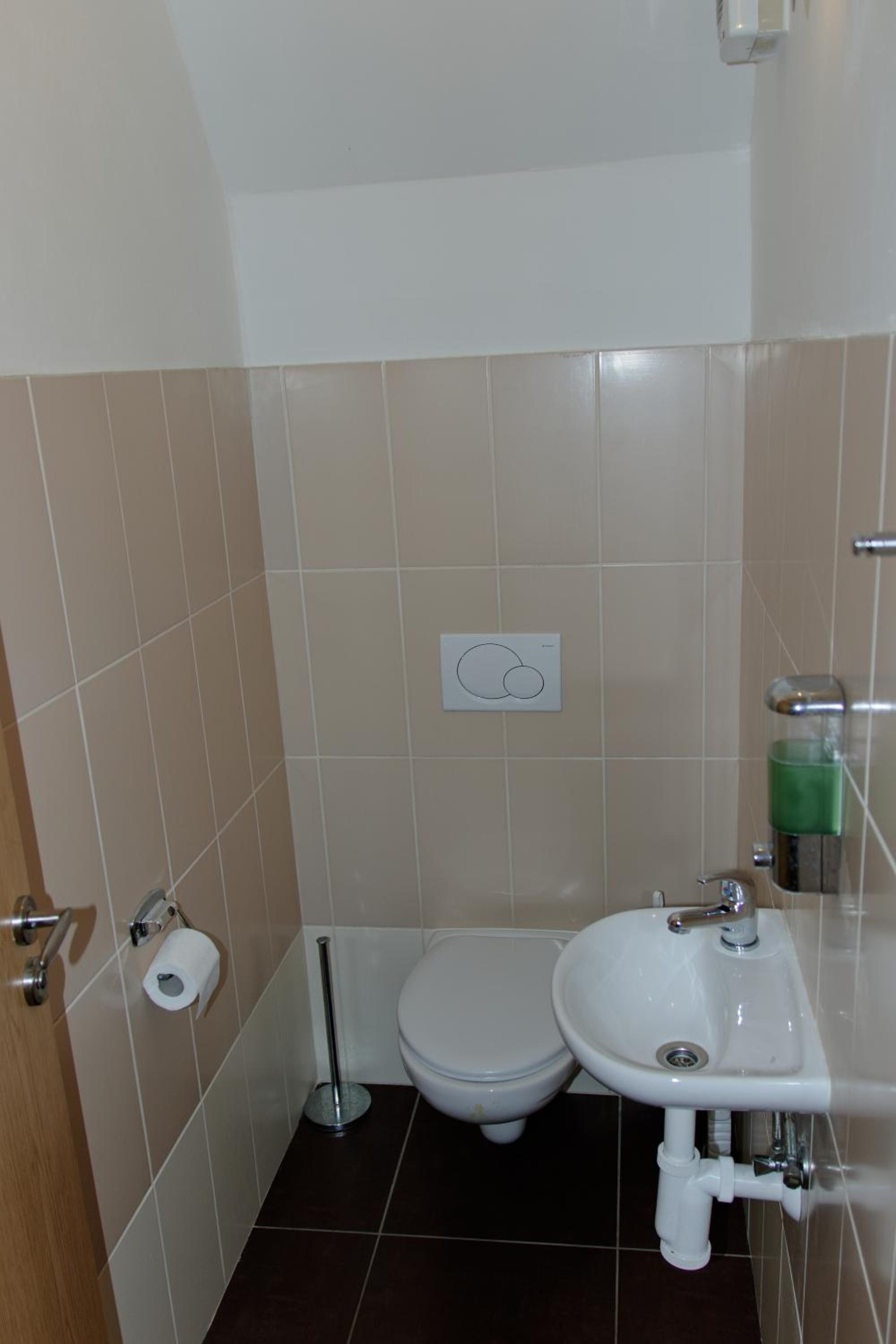 Apartment (3 Adults) photo 2